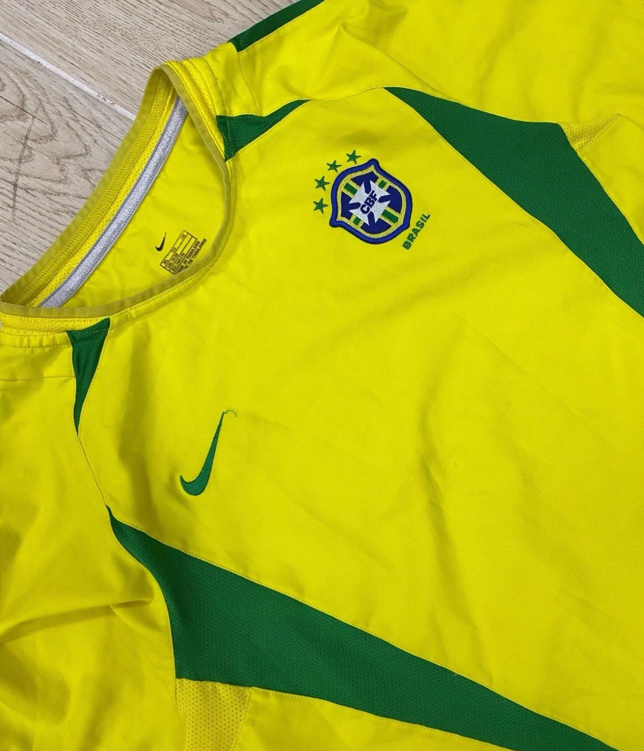 Nike Vintage Nike Brasil Jersey 2002/2004 Home Shirt World Cup Size US S / EU 44-46 / 1 - 2 Thumbnail