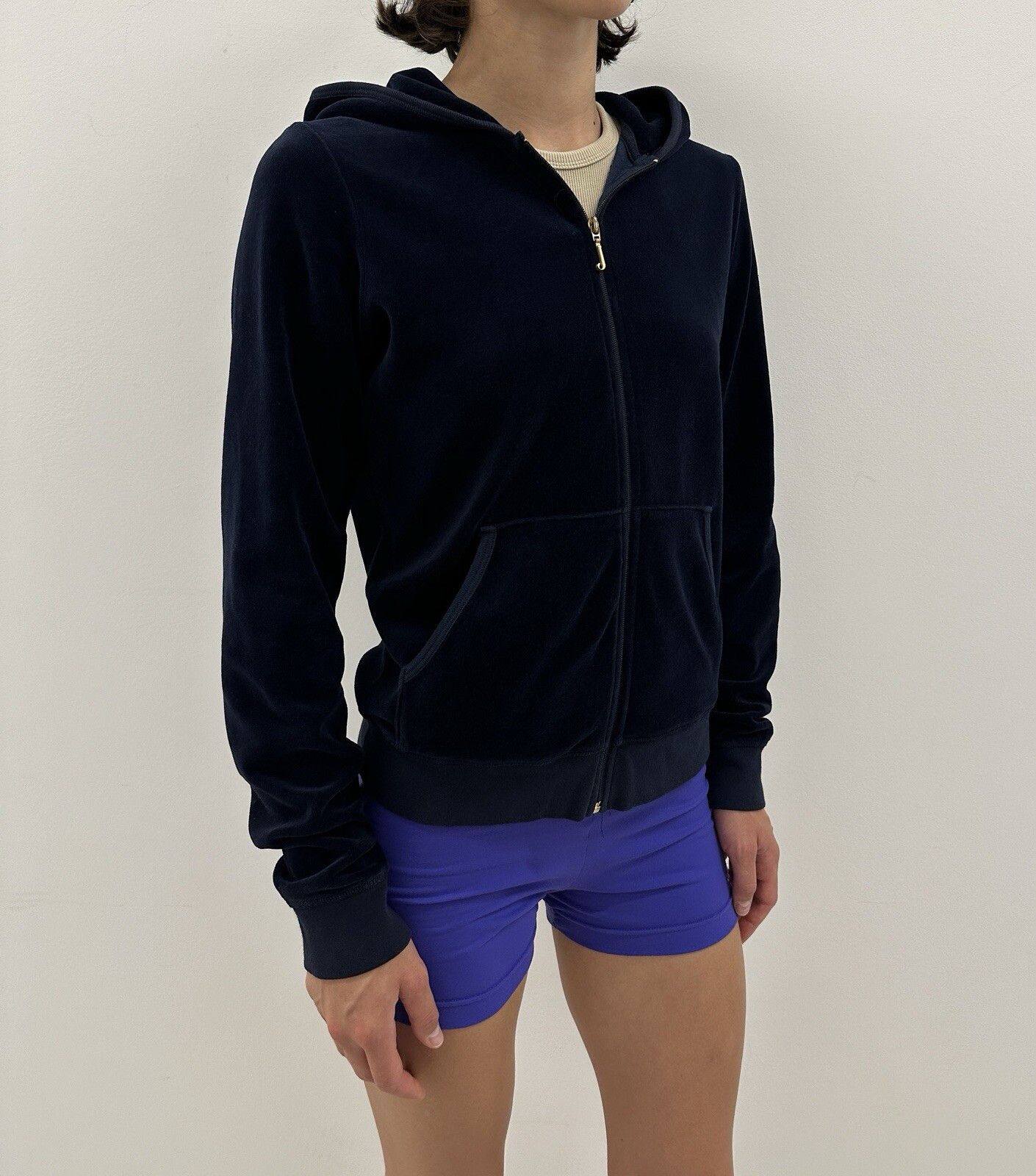 Juicy Couture Juicy Couture Zip up Hoodie Velvet Velour y2k Blue Size L Size L / US 10 / IT 46 - 5 Thumbnail