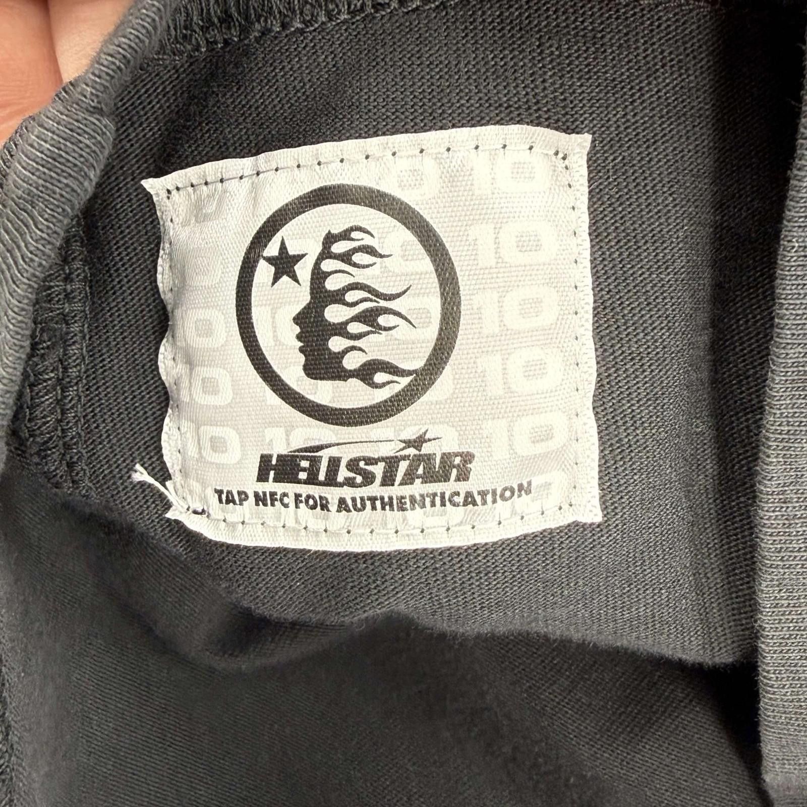 HELLSTAR Hellstar Cursive Black Logo Longsleeve XS New Size US XS / EU 42 / 0 - 10 Thumbnail