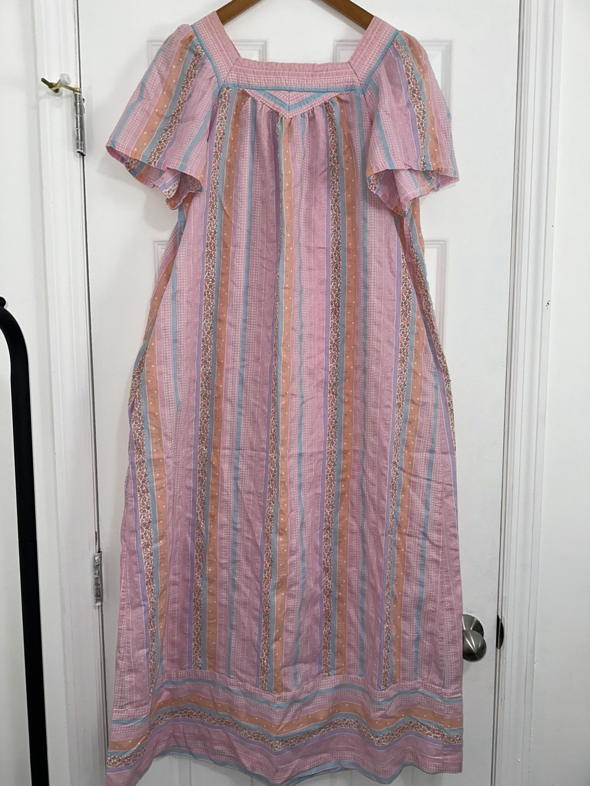 Vintage Vintage Boho 1970s Tiffany Loungewear Dress pastel pink chic Size S / US 4 / IT 40 - 2 Thumbnail