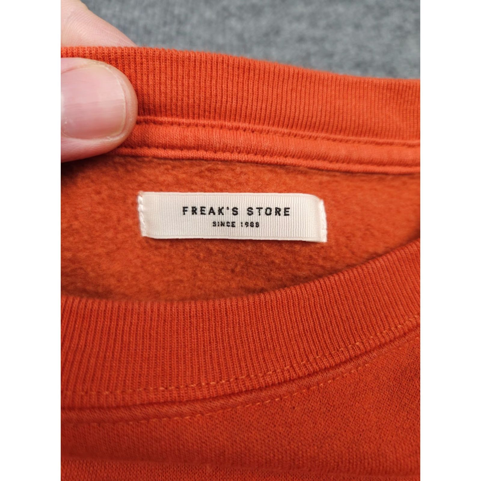 Peanuts FREAK'S STORE Peanuts Sweater Sweatshirt Orange Graphic Crew Neck Unisex Adults 2XL One Size Relaxed Knit Pullover Shirt Size XXL / US 16-18 / IT 52-54 - 6 Thumbnail