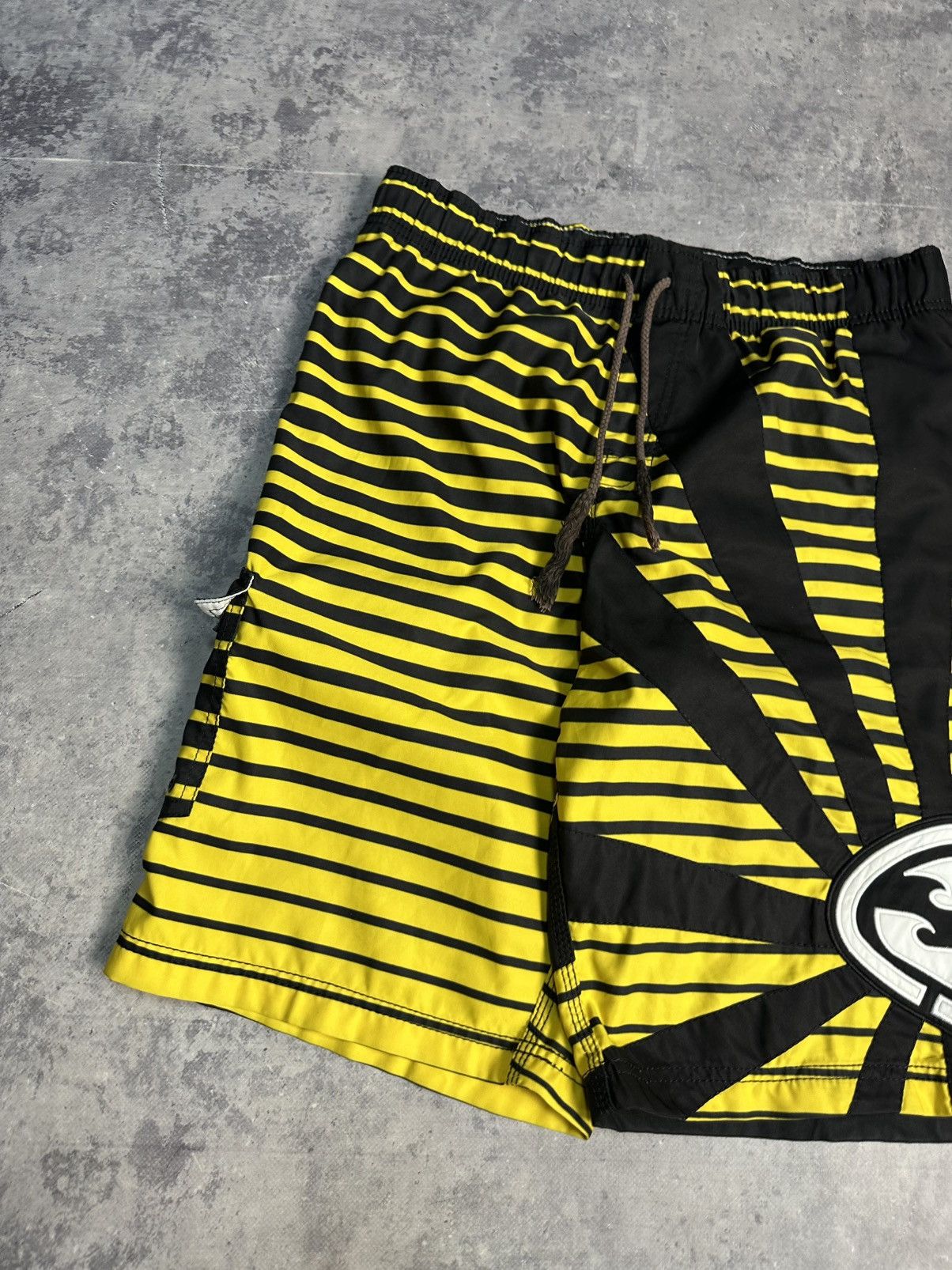 Billabong Billabong Andy Irons Boardshorts Size US 36 / EU 52 - 5 Thumbnail