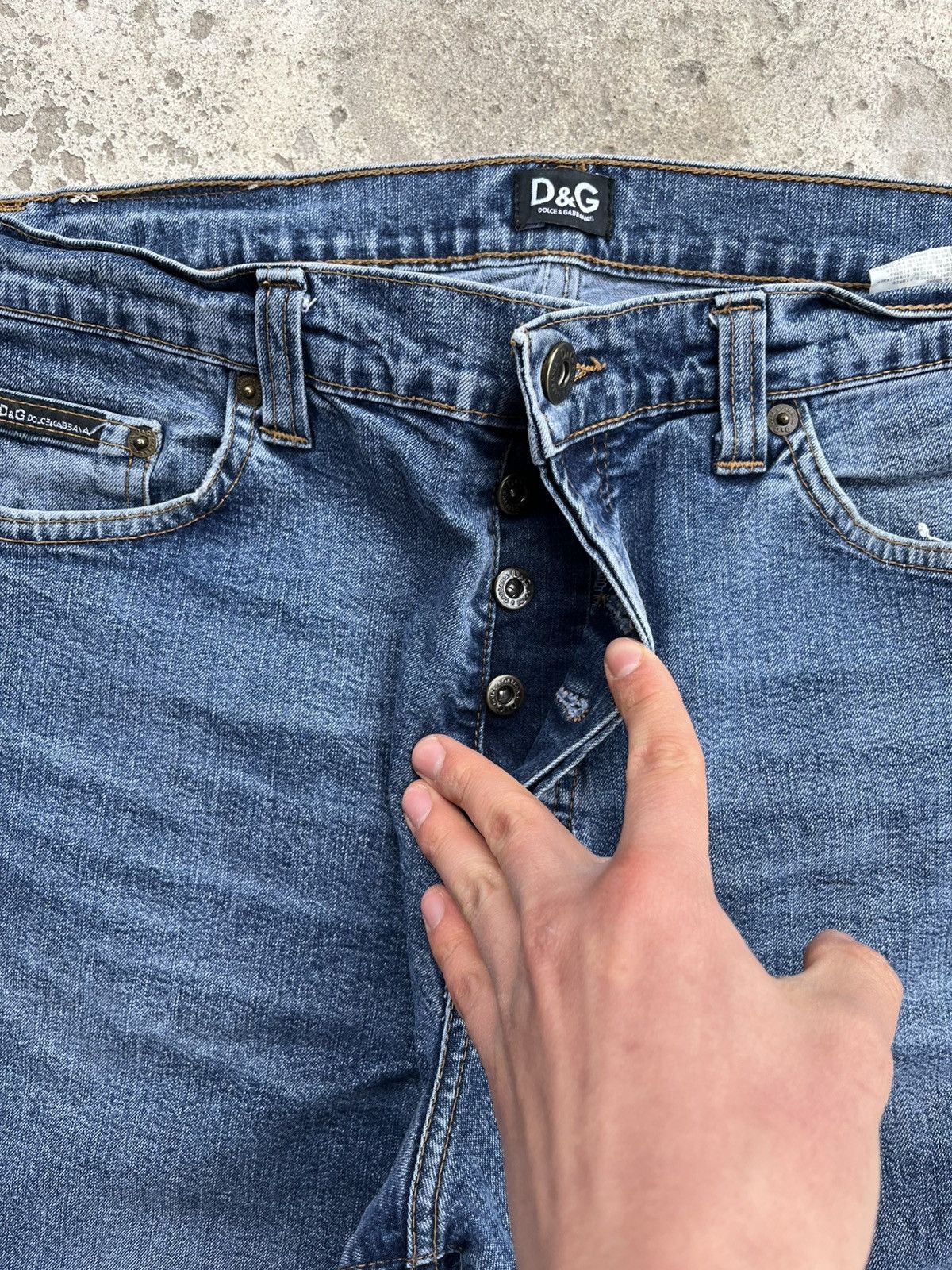 Dolce & Gabbana × Japanese Brand D&G Vintage Dolce & Gabbana Distressed Denim Straight Jeans Size US 32 / EU 48 - 12 Thumbnail