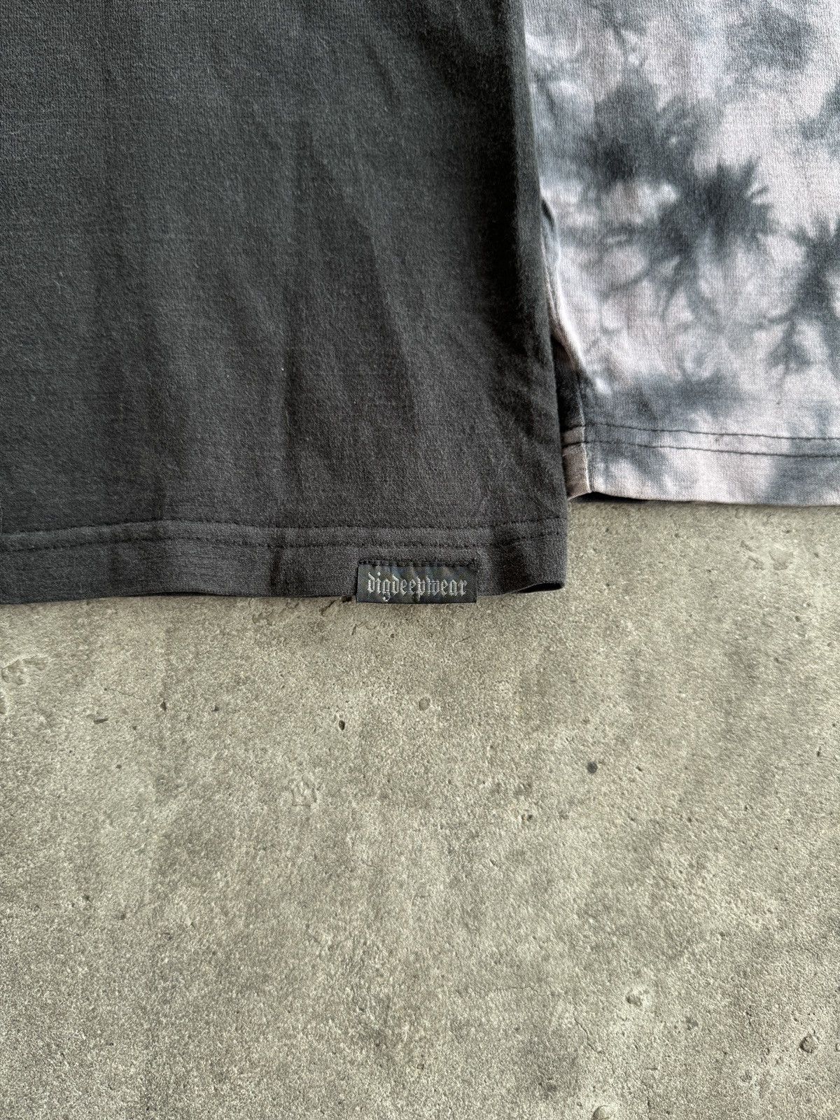 Japanese Brand Grass Hither Metalwaves Poem n Double Dragon LS Size US L / EU 52-54 / 3 - 5 Thumbnail