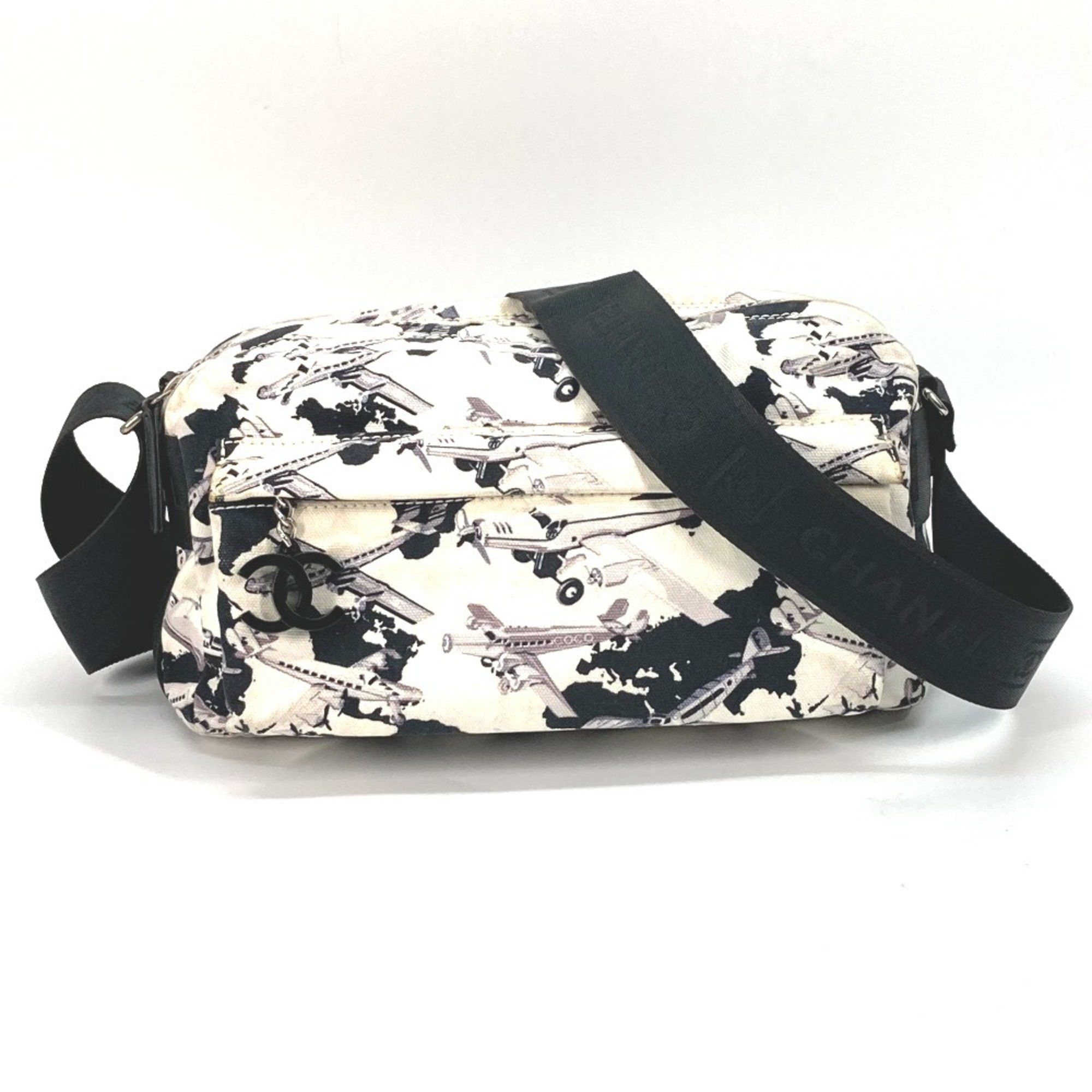 Chanel Chanel Airline Bag Crossbody Pochette Shoulder Bag Black White Size ONE SIZE - 1 Thumbnail
