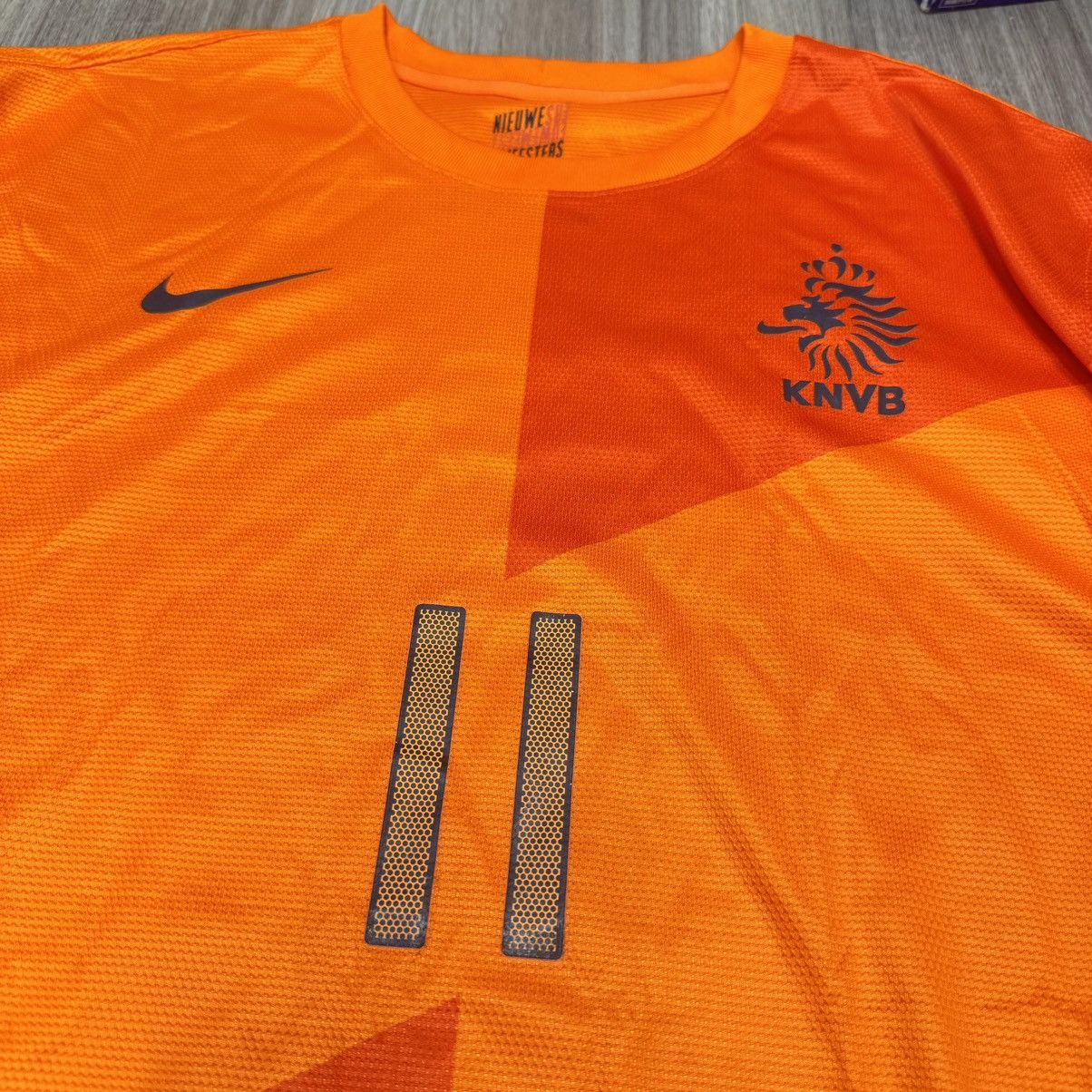 Nike Holland 12/13 home shirt #11 Robben Size US XL / EU 56 / 4 - 3 Thumbnail