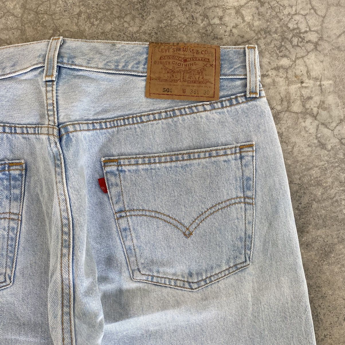 Levi's Size 35x30 Vintage 1996 Levis 501 Light Blue Jeans Size US 35 - 17 Thumbnail