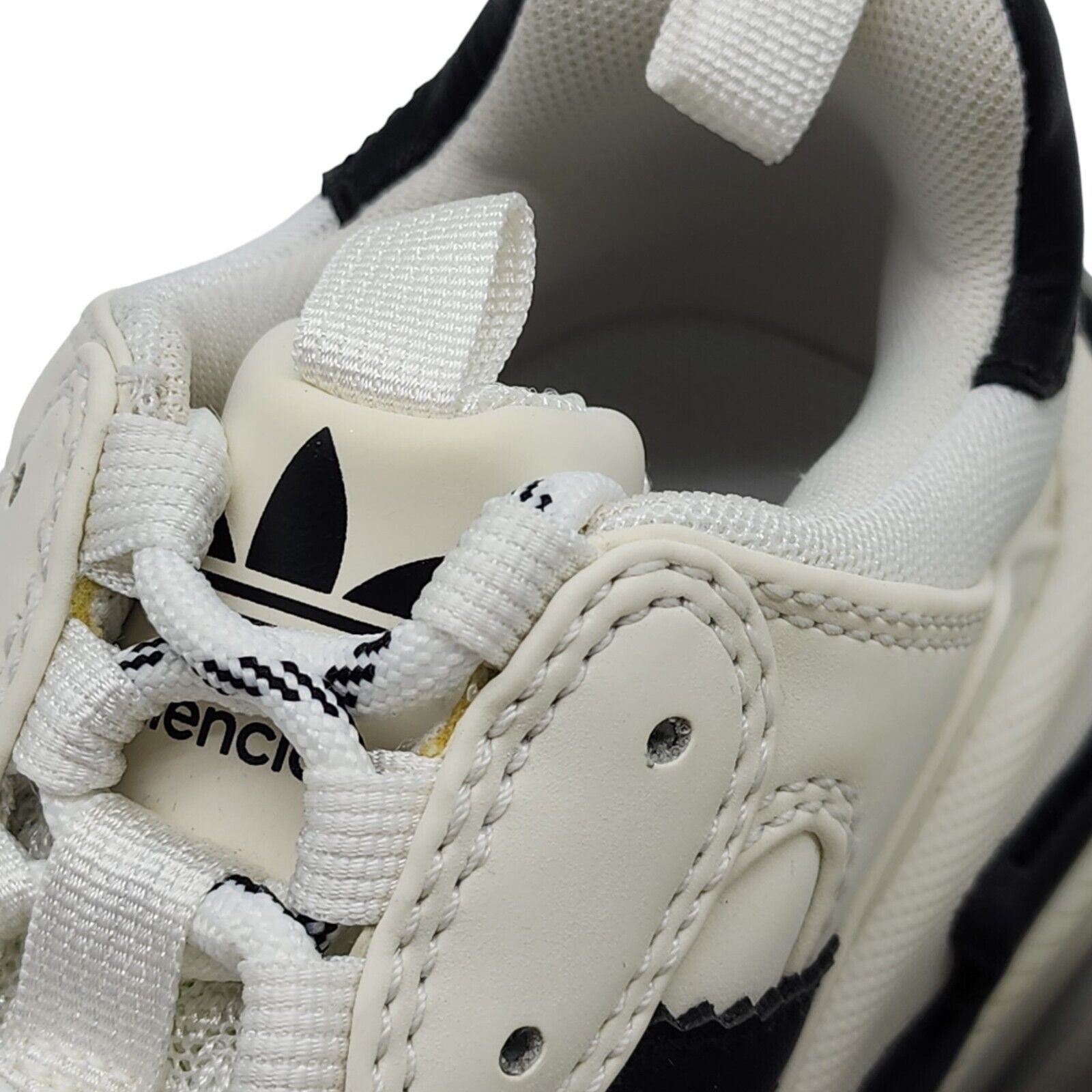 Balenciaga Triple S LIMITED EDITION Sneakers White 35 (5 US) Size US 5 / IT 35 - 6 Thumbnail