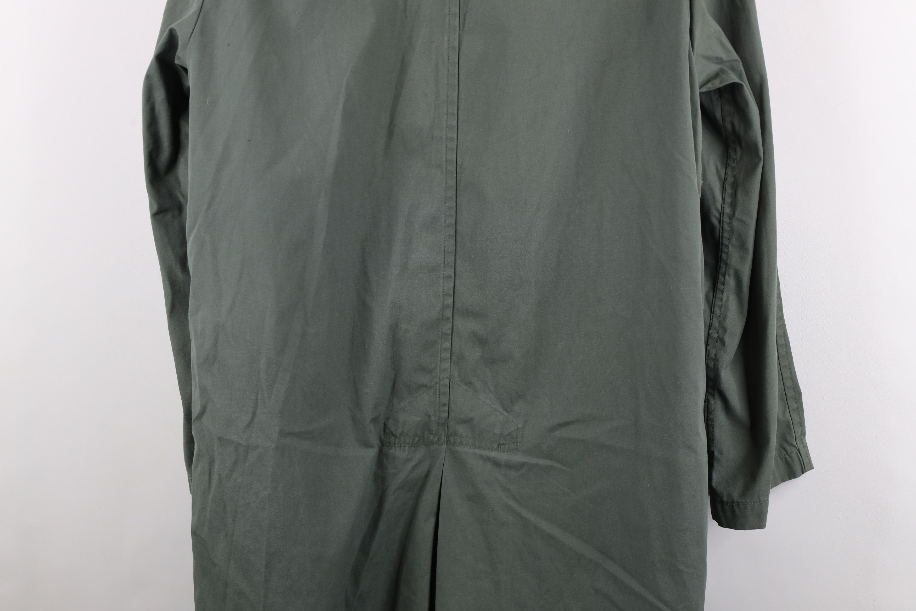 Vintage Vintage 70s Vietnam War 274 Green Raincoat Trench Coat USA Size US L / EU 52-54 / 3 - 16 Thumbnail