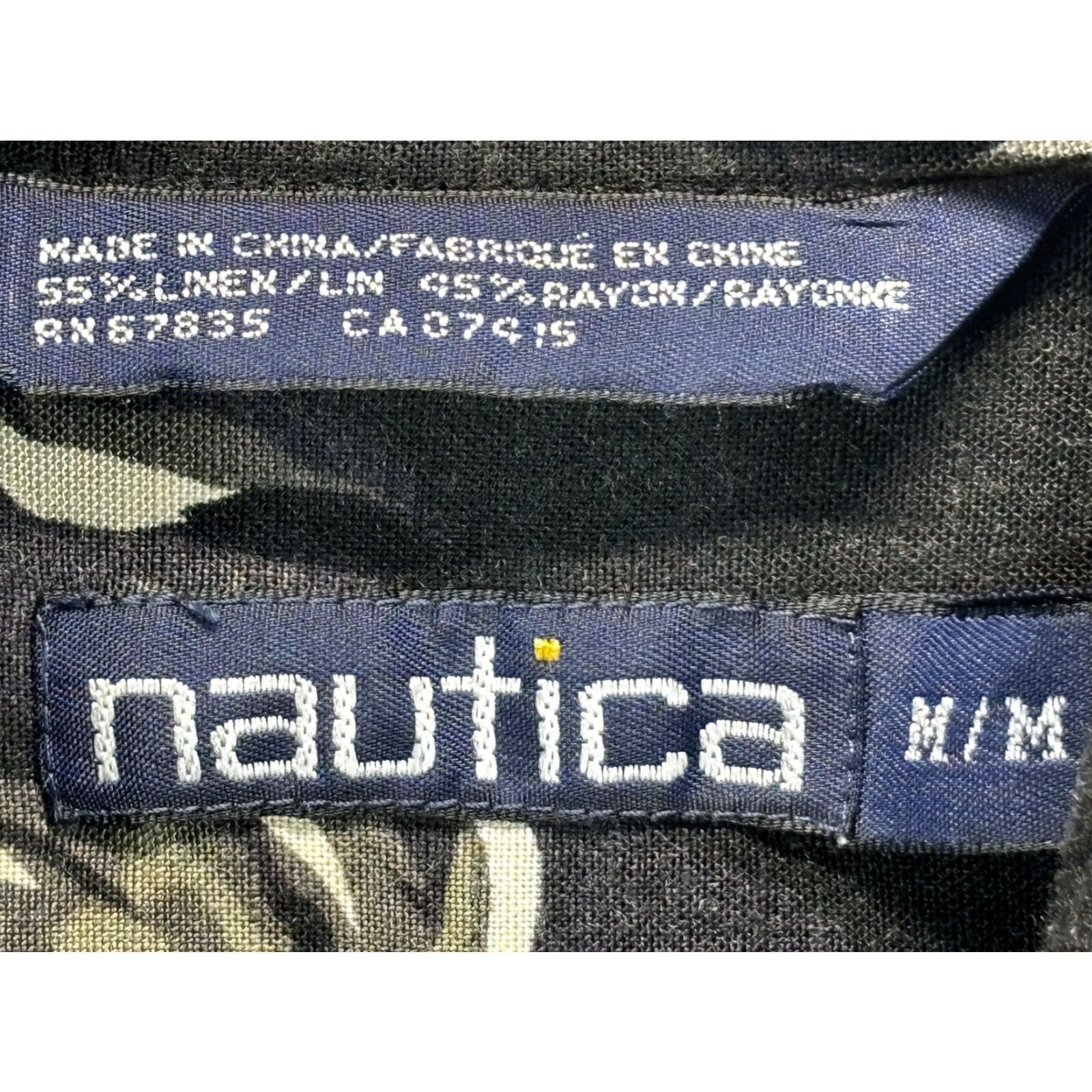Nautica VINTAGE Nautica Shirt Men Linen Blend Button-Up Short Sleeve Tropical Floral Black M Adults Medium Black Tropical Floral Button-Up Mens Shirt Size US M / EU 48-50 / 2 - 5 Thumbnail
