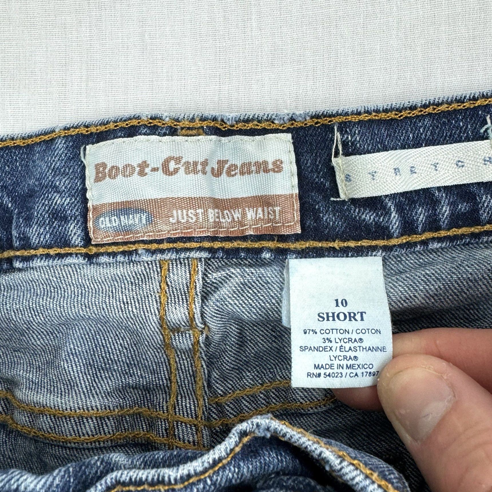 Old Navy VINTAGE Old Navy Boot Cut Jeans Womens 10 Short Blue Grunge Y2K Punk Skater Jeans Women 10 Short Blue Grunge Y2K Punk Skater Size 32" / US 10 / IT 46 - 4 Thumbnail