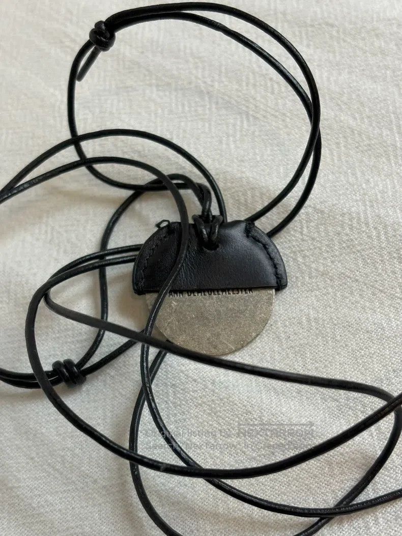 Ann Demeulemeester Ann Demeulemeester silver dollar necklace Size ONE SIZE - 1 Thumbnail