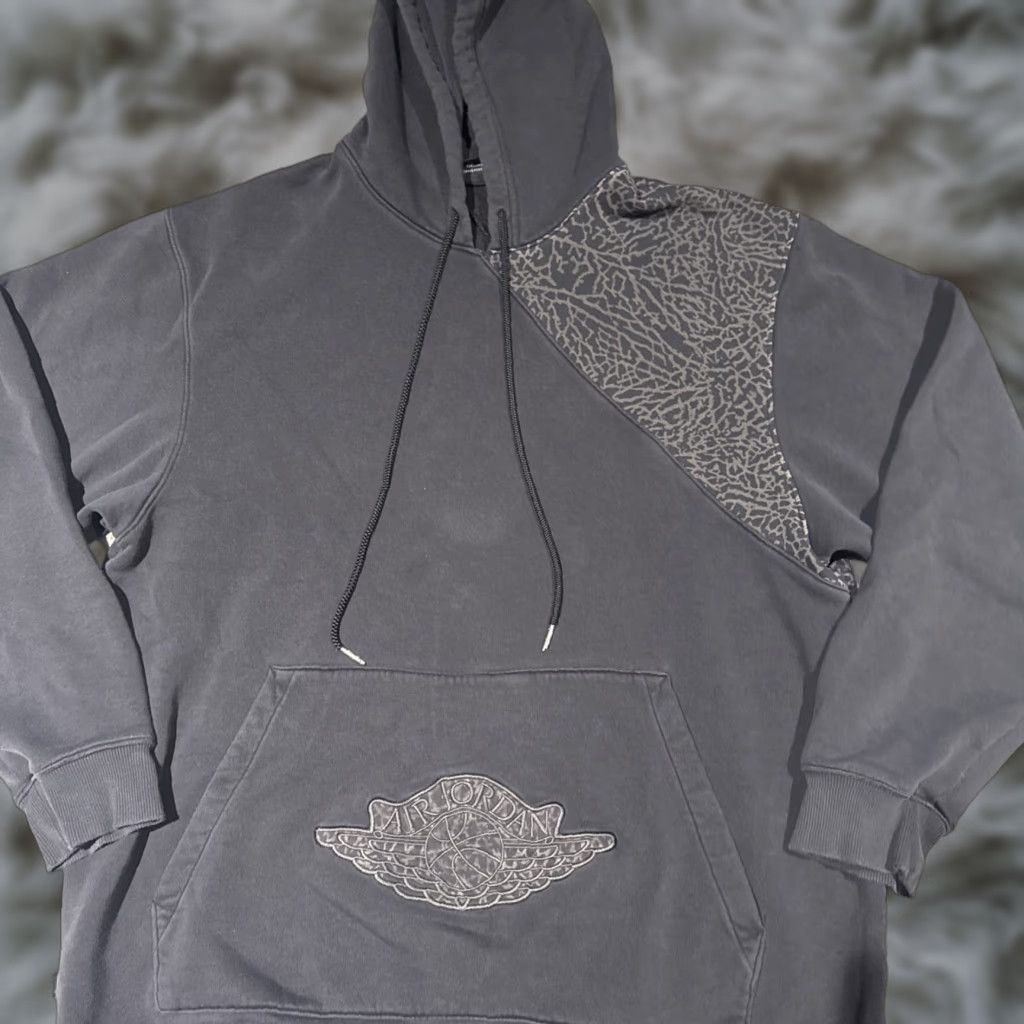 Jordan Brand Jordan Sweatshirt Mens Large Black Hoodie Pullover Long Sleeve Cement Elephant Logo Zipper Athletic Size US L / EU 52-54 / 3 - 1 Thumbnail