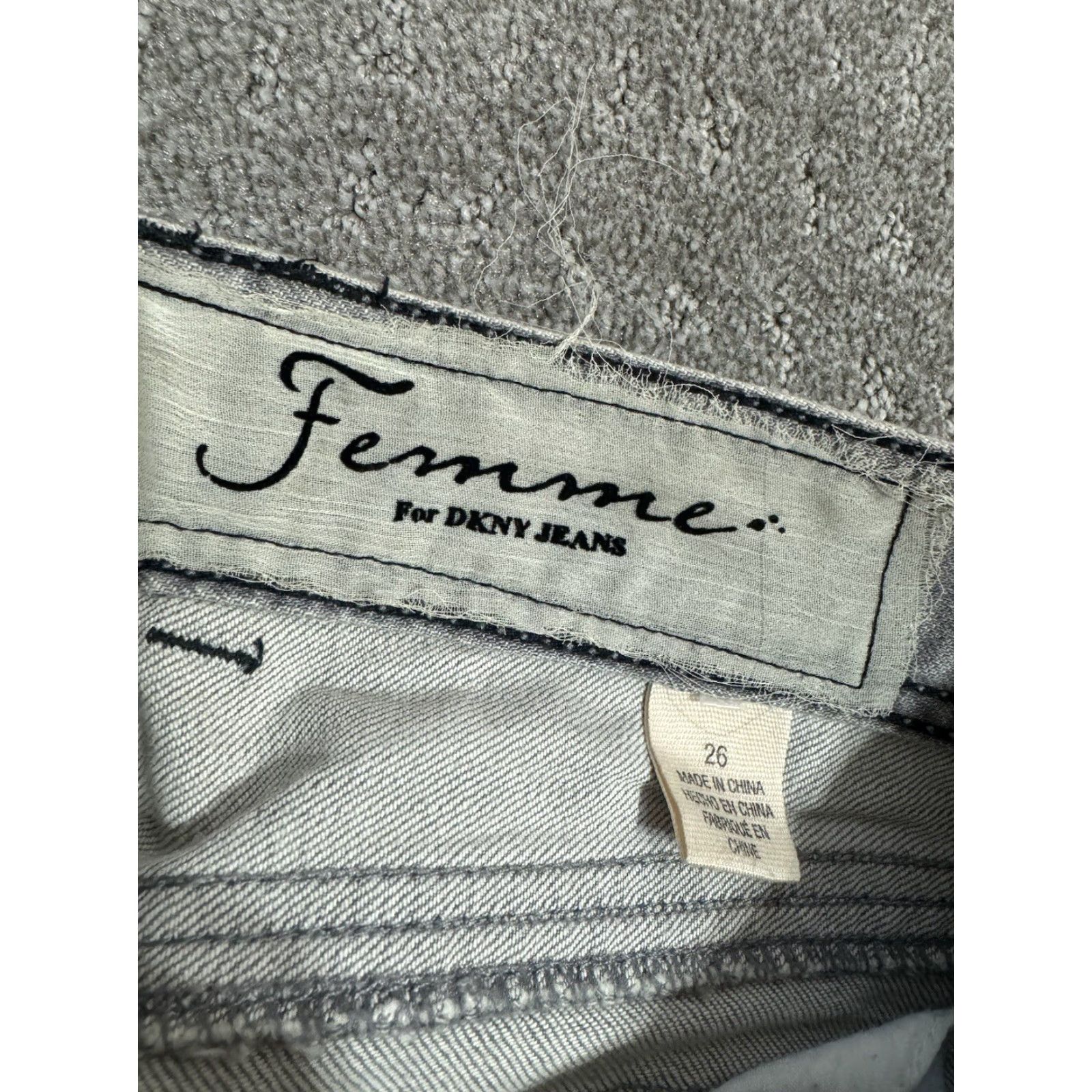 DKNY DKNY Jeans Womens Skinny Gray Ankle Zipper Size 26 City 5-Pocket Denim Cotton Blend Modern Regular Womens Size 26" / US 2 / IT 38 - 4 Thumbnail