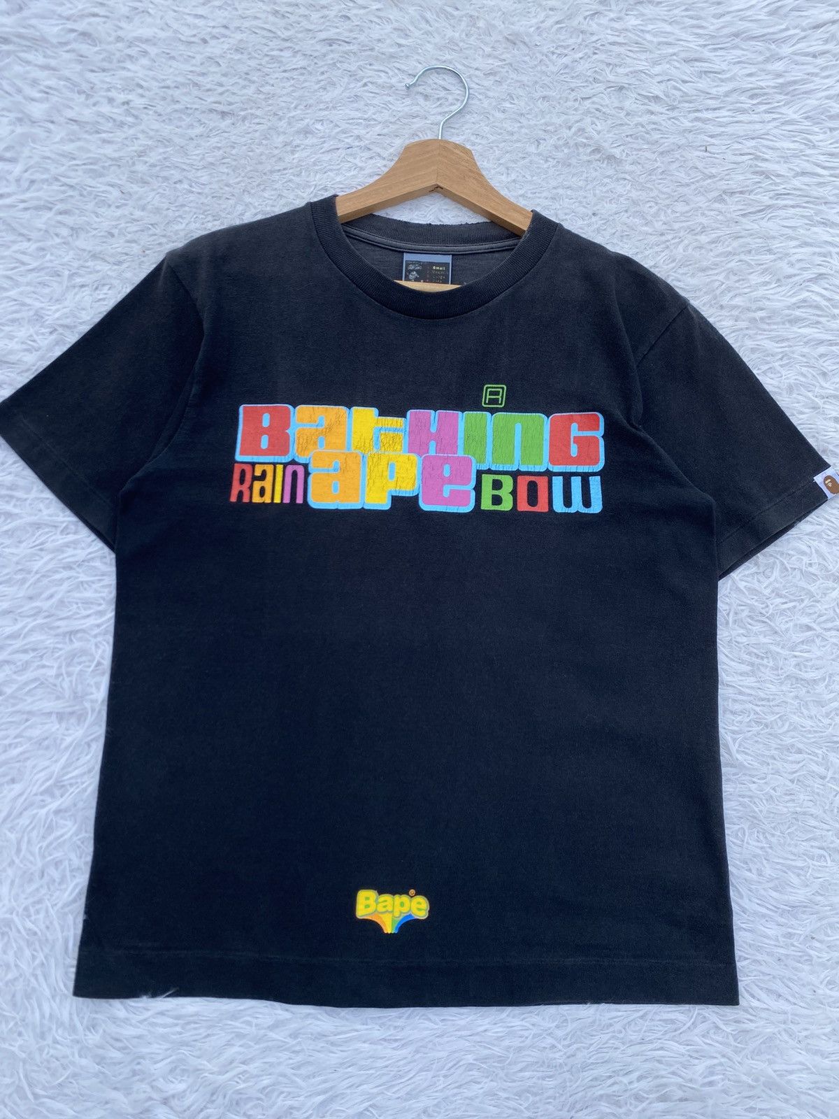 Bape Rare Vintage 2000s BAPE A Bathing Ape Rainbow Tshirt Size US S / EU 44-46 / 1 - 5 Thumbnail