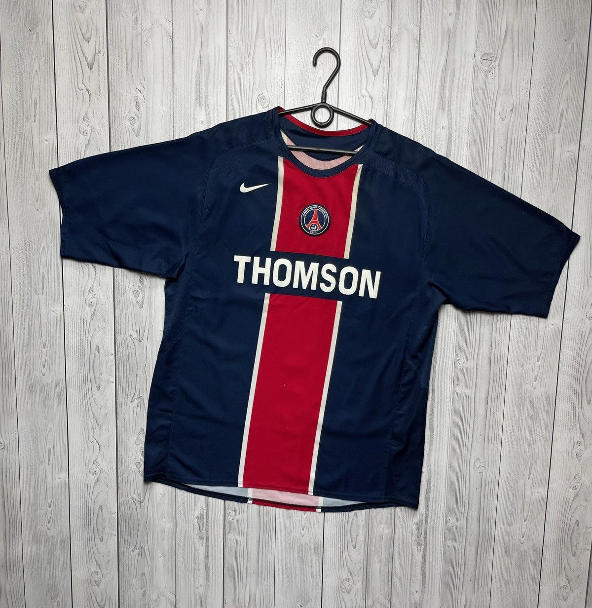 Vintage Vintage PSG Nike Paris Saint Germain Soccer jersey size L Size US L / EU 52-54 / 3 - 1 Thumbnail
