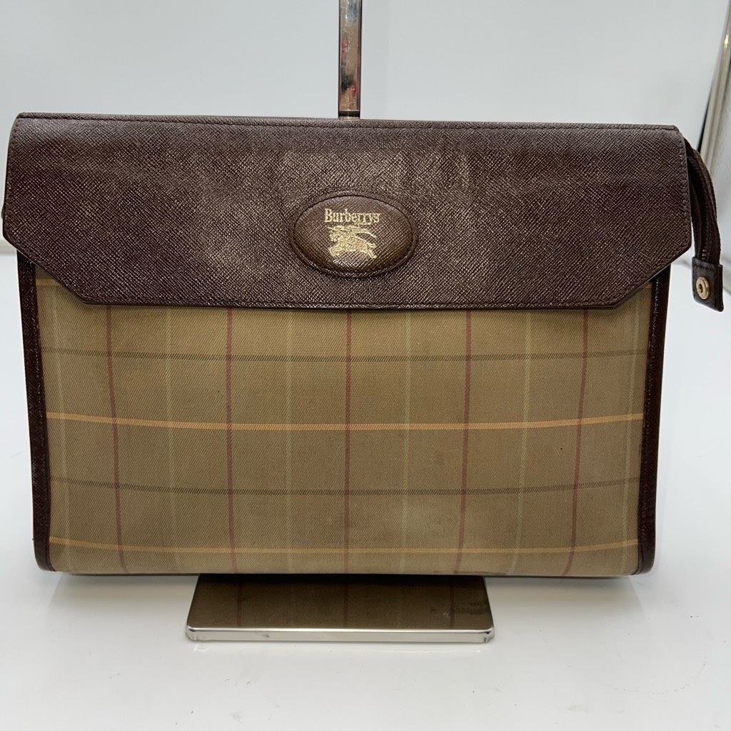 Burberry Burberrys Vintage Clutch (see pics and description) Size ONE SIZE - 1 Thumbnail