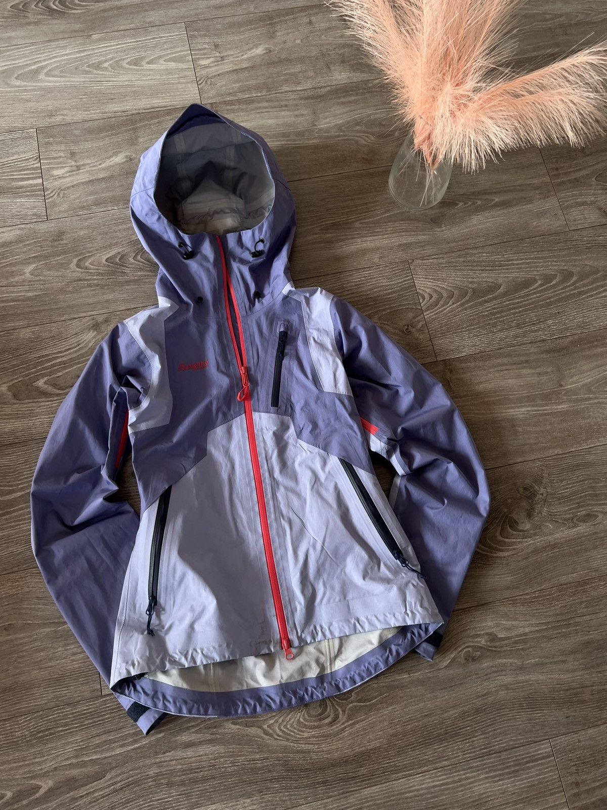 Bergans of Norway × Designer ‼️Bergans Pro Lim Series Cecilie Dermizax System Ski Jacket‼️ Size L / US 10 / IT 46 - 8 Thumbnail
