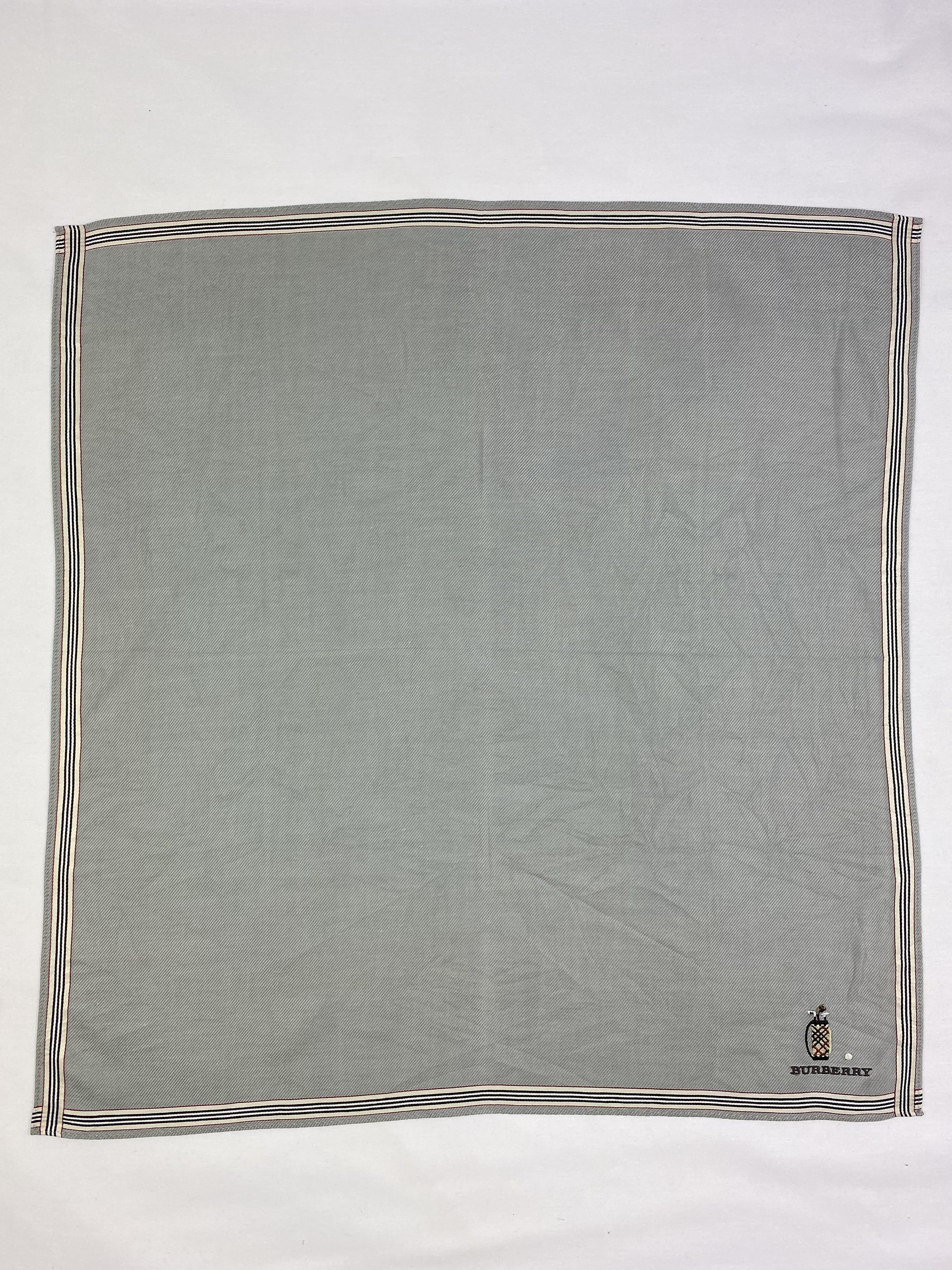 Burberry Burberry Handkerchief / Bandana / Neckerchief Size ONE SIZE - 3 Thumbnail