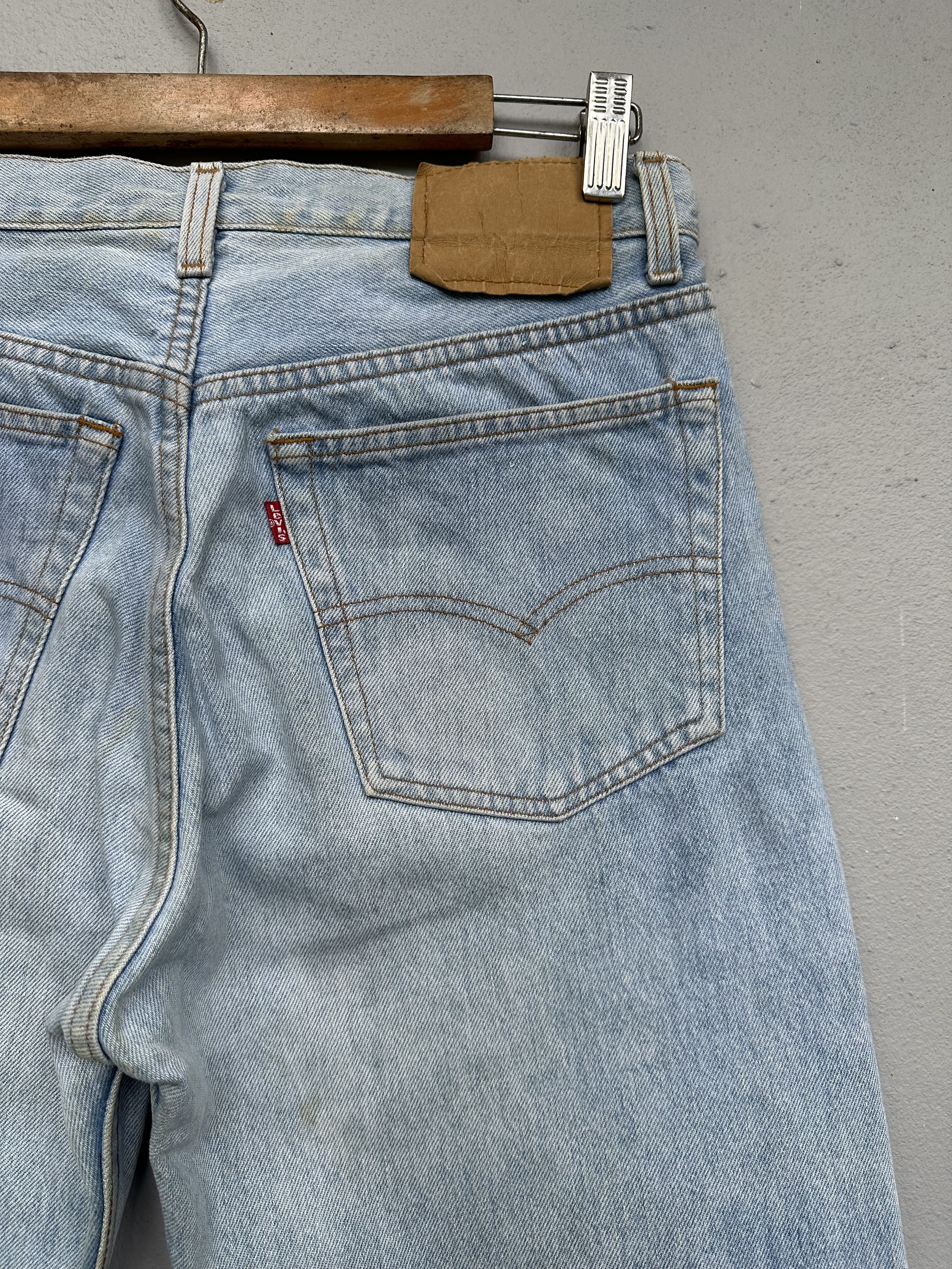 Levi's Vintage 1993 Levi's 501 Distressed Denim Jeans Size US 30 / EU 46 - 17 Thumbnail