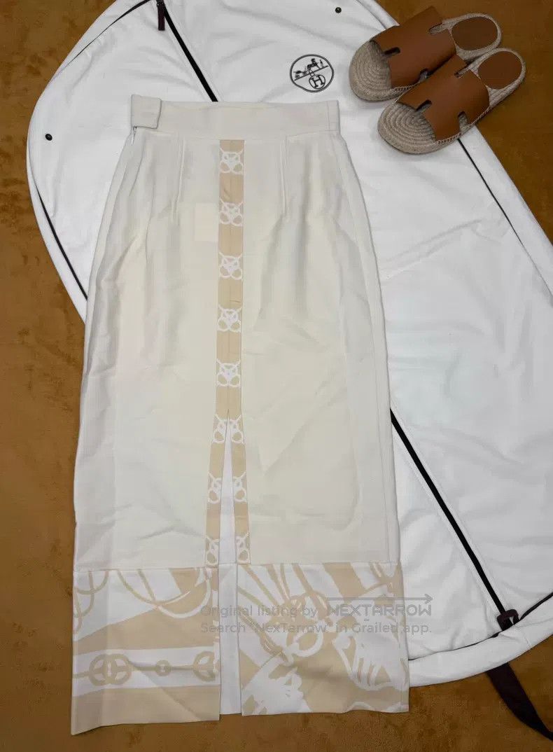 Hermes Hermes Beige Silk Long Skirt Size 42" / US 20 - 2 Thumbnail