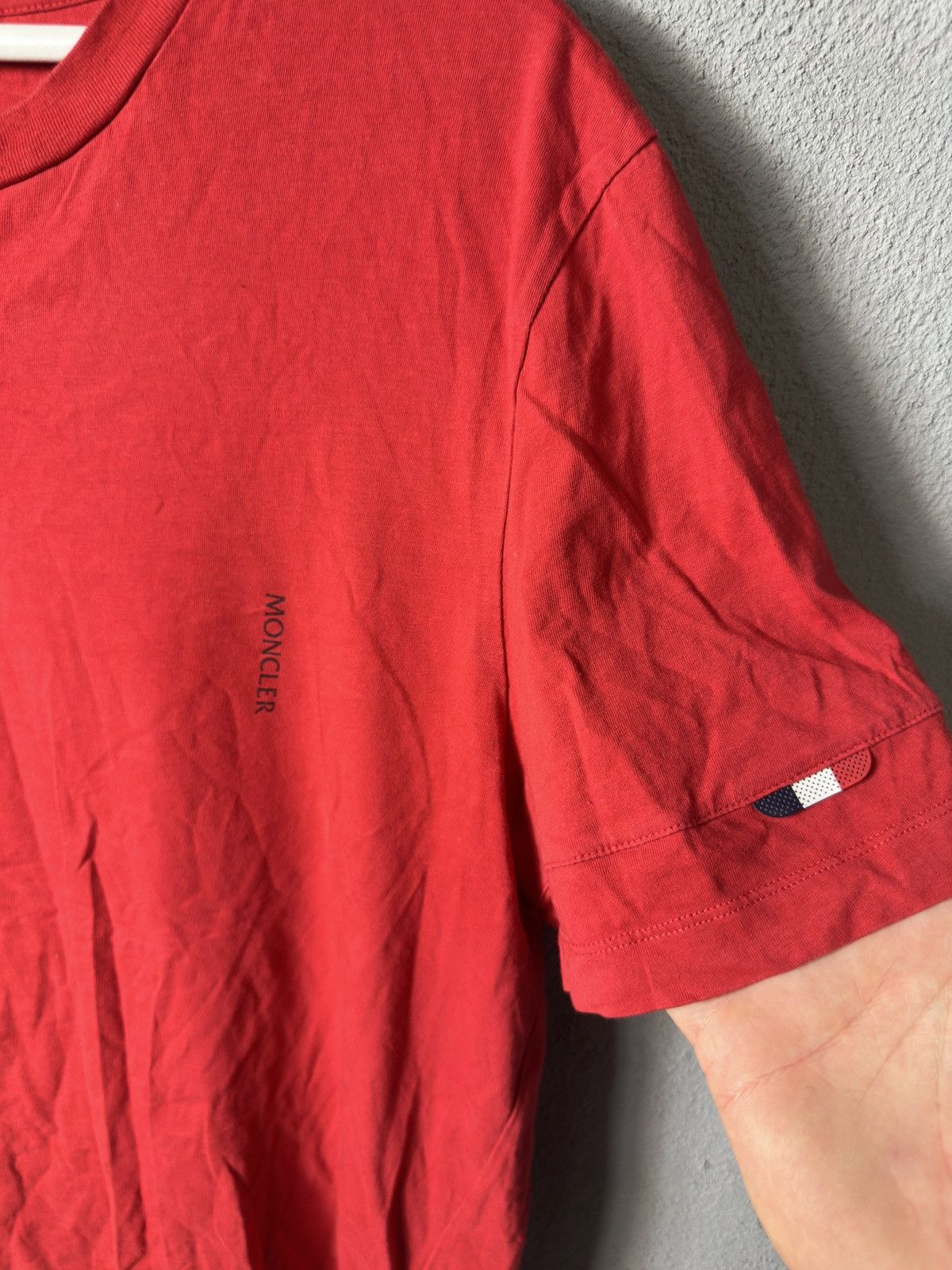 Moncler MONCLER Vertical Logo T-Shirt Size US XL / EU 56 / 4 - 3 Thumbnail