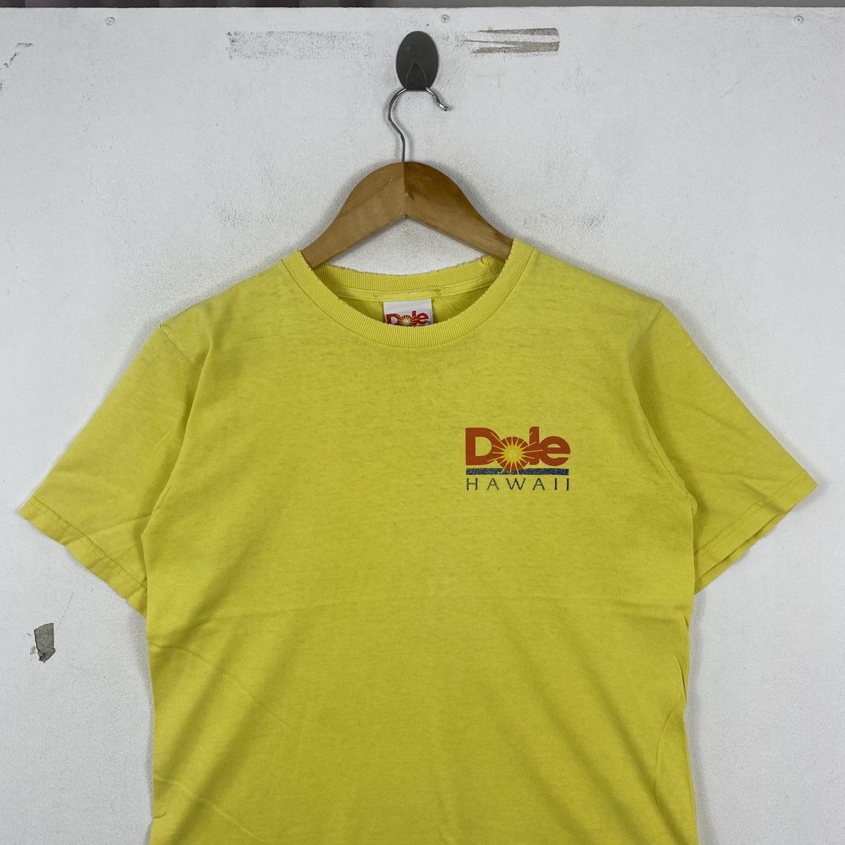Vintage Vintage Dole Hawaii T Shirt Yellow USA Made Graphic Tee Size S / US 4 / IT 40 - 3 Thumbnail