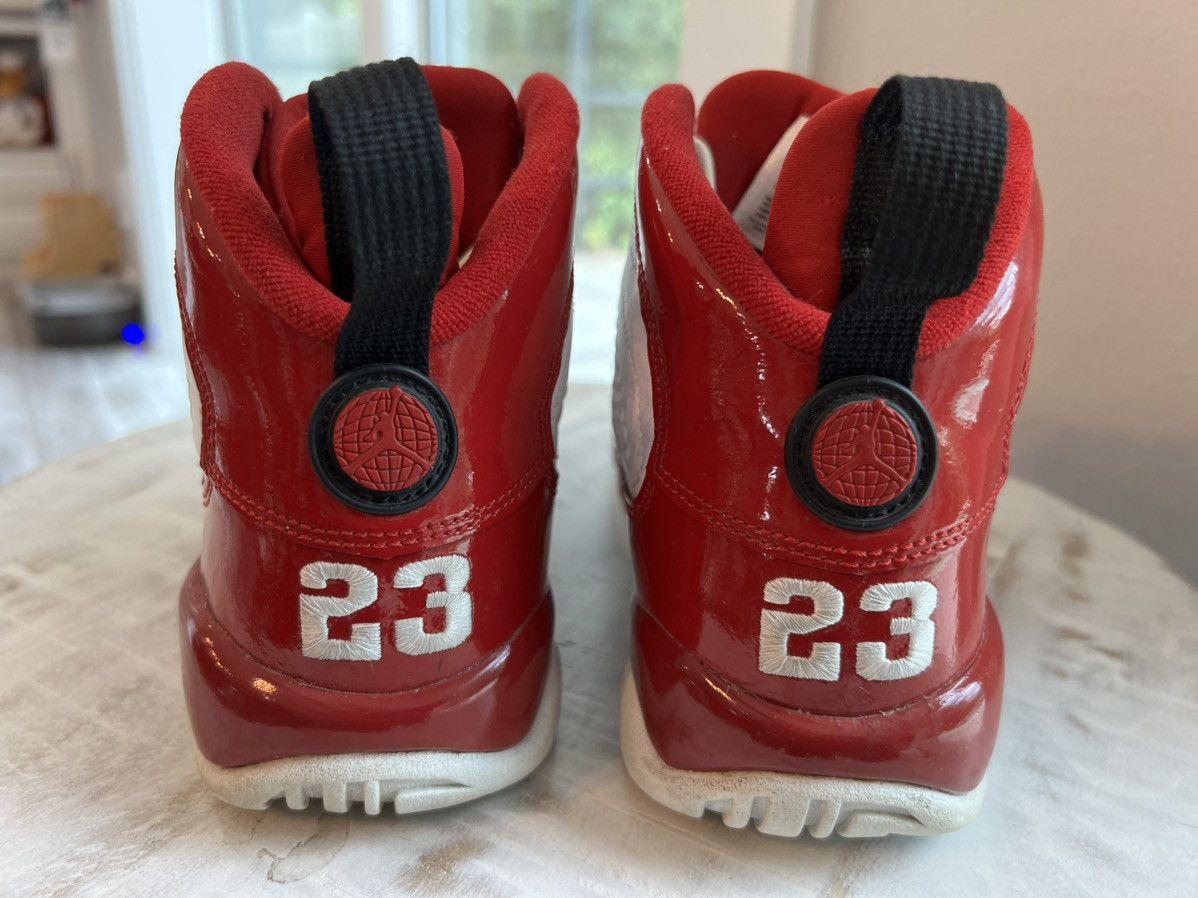 Jordan Brand × Nike Jordan 9 Retro Gym Red Size 6.5y Size US 6.5 / EU 39-40 - 4 Thumbnail