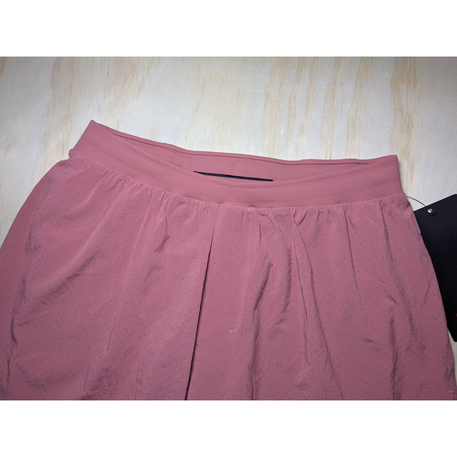 Lululemon Lululemon Men's Small Fast Free Short 6” Lined Mesh Fabric Size US 30 / EU 46 - 2 Thumbnail