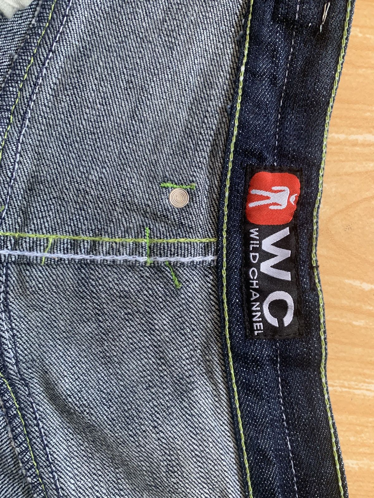 Japanese Brand Wild Channel Out Of This World Embroidered Baggy Short Pants Size US 34 / EU 50 - 21 Thumbnail