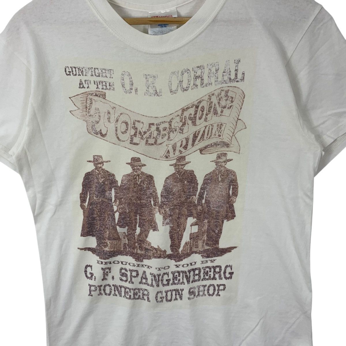Vintage Vintage 90’ GUNFIGHT AT THE O.K. CORALL Arizona Tee Shirt Size US S / EU 44-46 / 1 - 5 Thumbnail