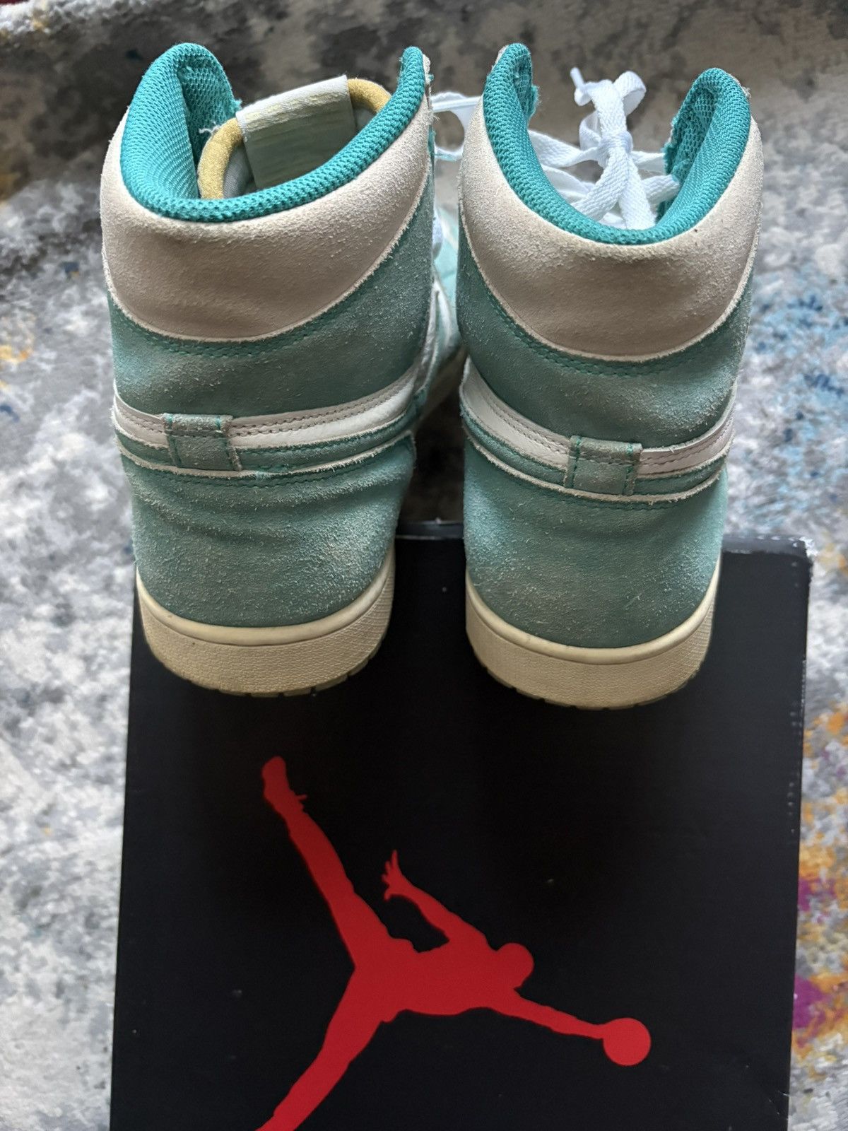 Jordan Brand Air Jordan Retro 1 Turbo Green size 12 Size US 12 / EU 45 - 4 Thumbnail