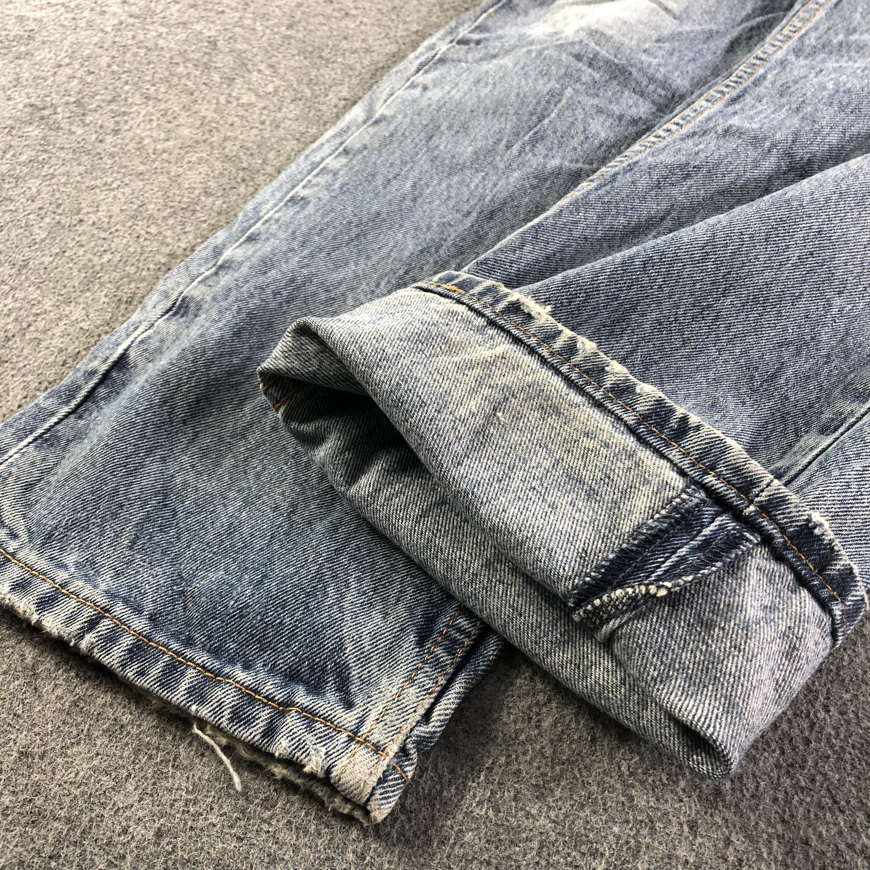 Levi's Vintage Levis 505 Jeans-J3374 Size US 35 - 7 Thumbnail