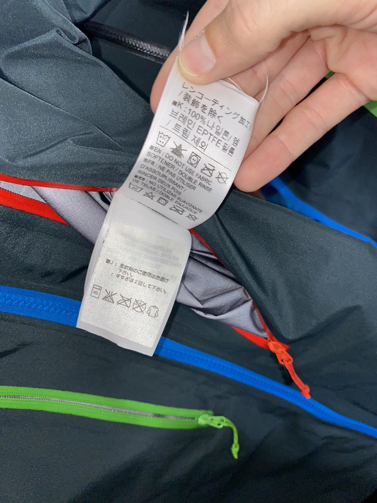Arc'teryx × Beams Plus Arcteryx x Beams Alpha SV 35th Anniversary Jacket Size US M / EU 48-50 / 2 - 12 Thumbnail