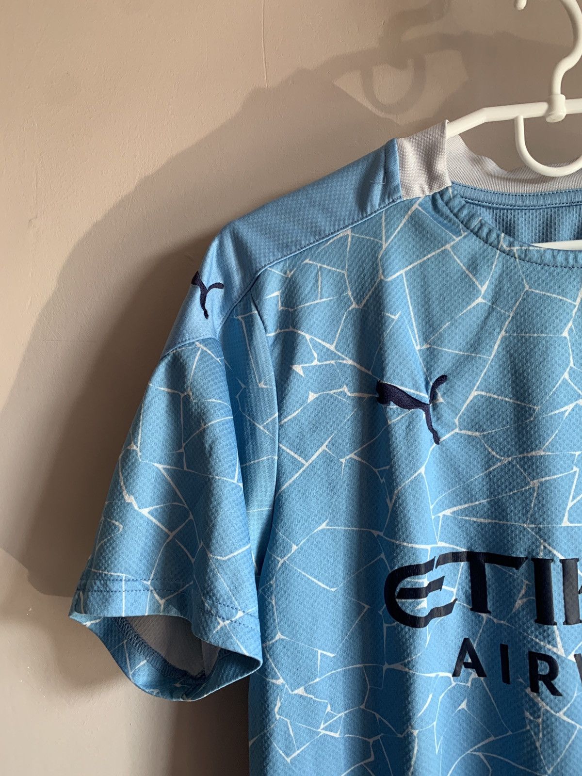 Puma Manchester City 2019 Home Football Shirt Puma Soccer Jersey Size US M / EU 48-50 / 2 - 4 Thumbnail