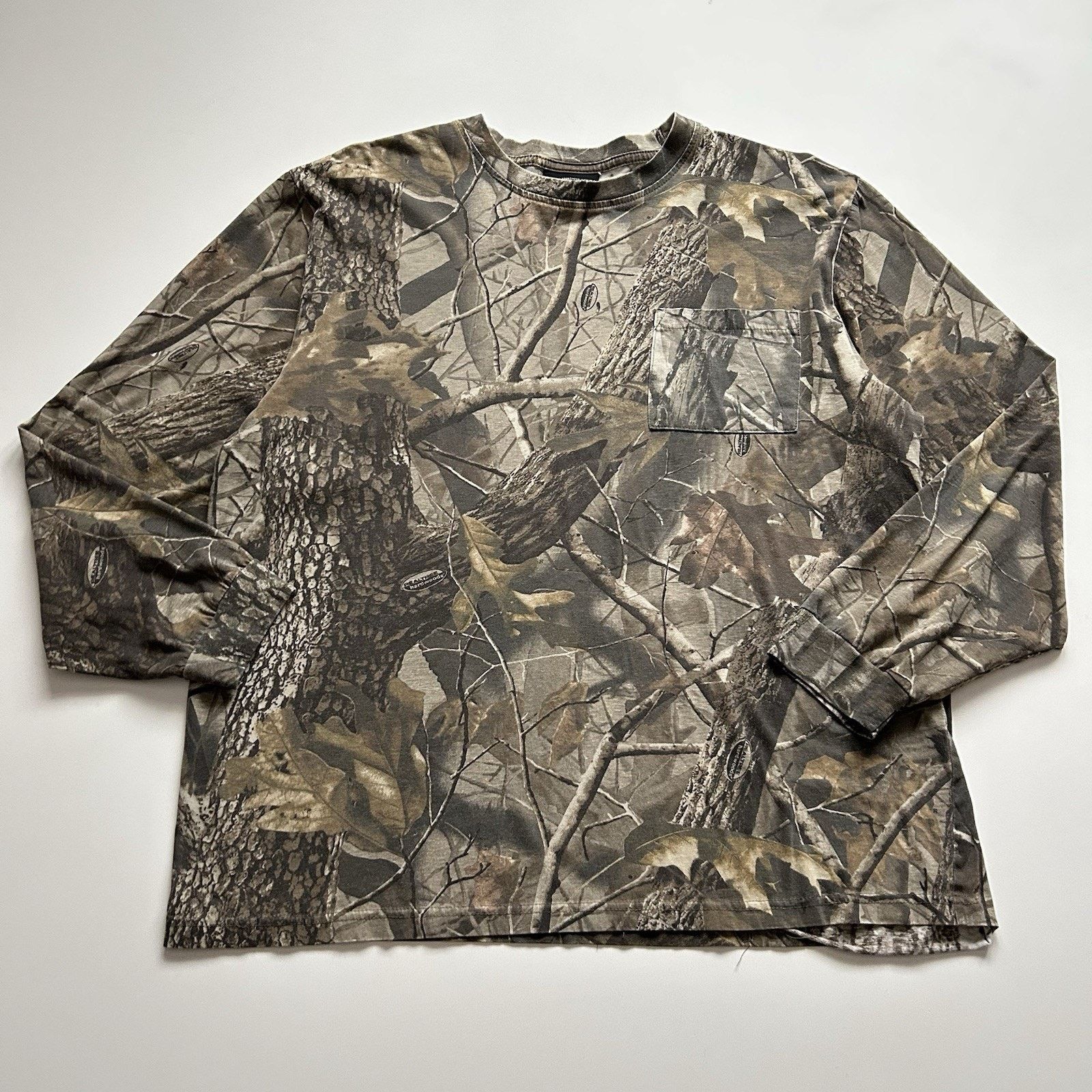 Realtree × Vintage Vintage Realtree Camo Pocket T Shirt Large Long Sleeve Y2K Size US L / EU 52-54 / 3 - 1 Thumbnail