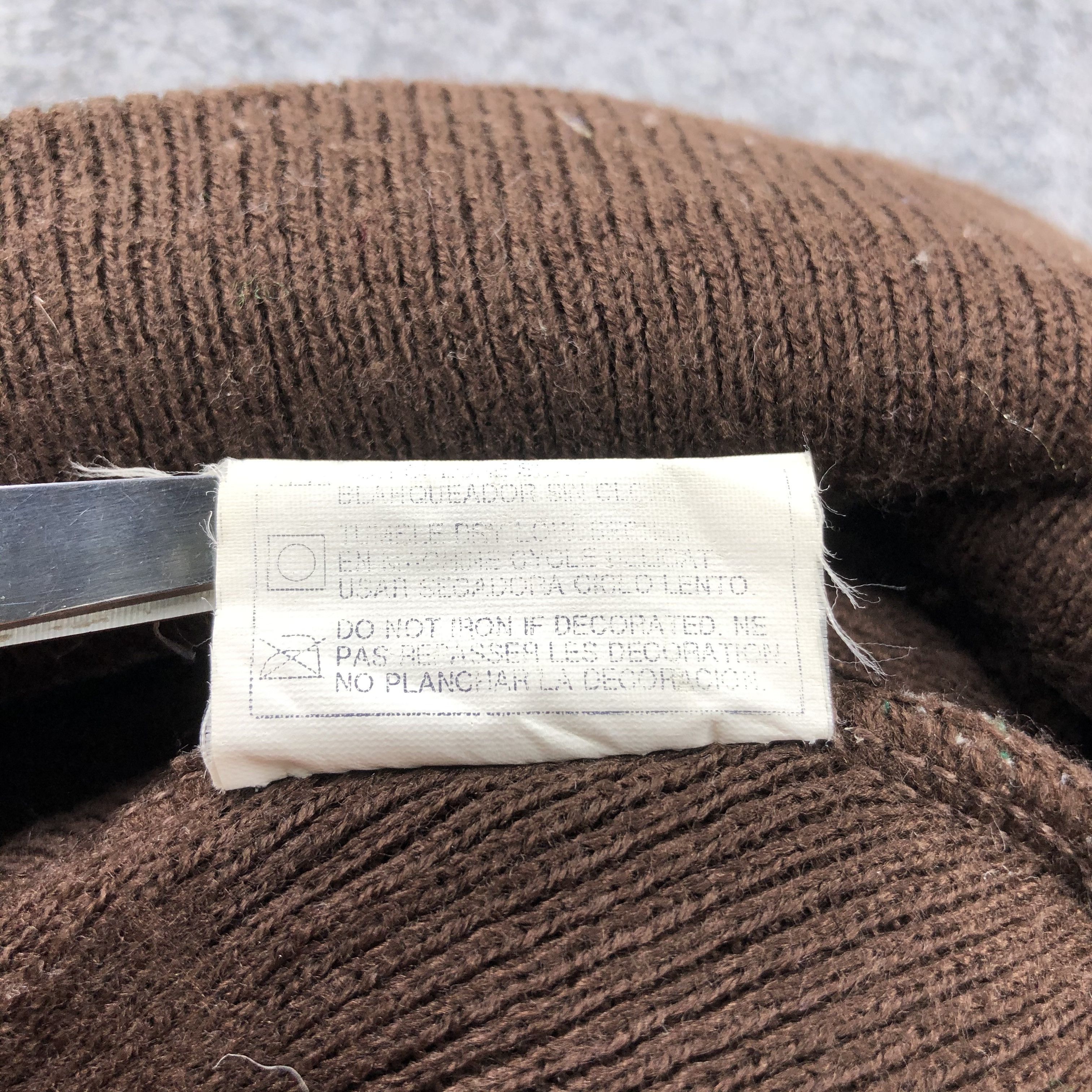 Vintage Pikes Bobble Slouchy Beanie Snowcap Snow Hat B465 Size ONE SIZE - 9 Thumbnail