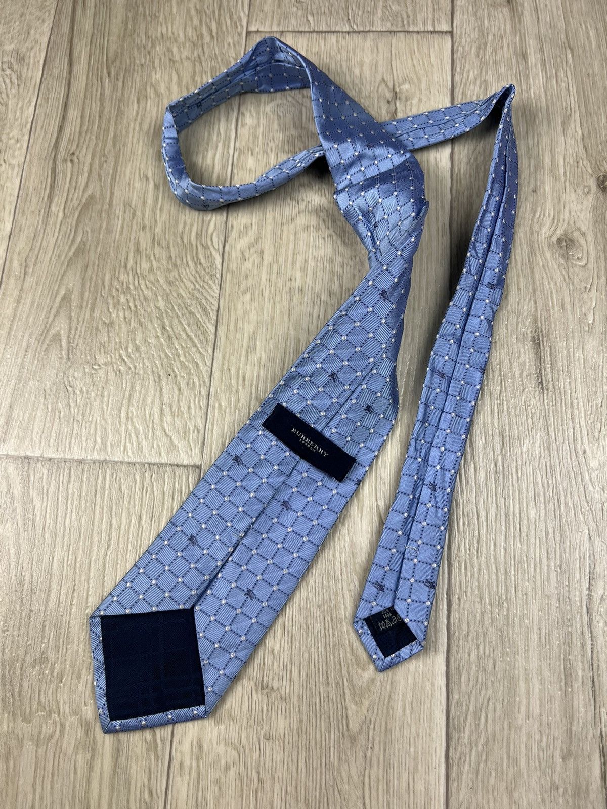 Burberry Tie Burberry Italy Size ONE SIZE - 2 Thumbnail