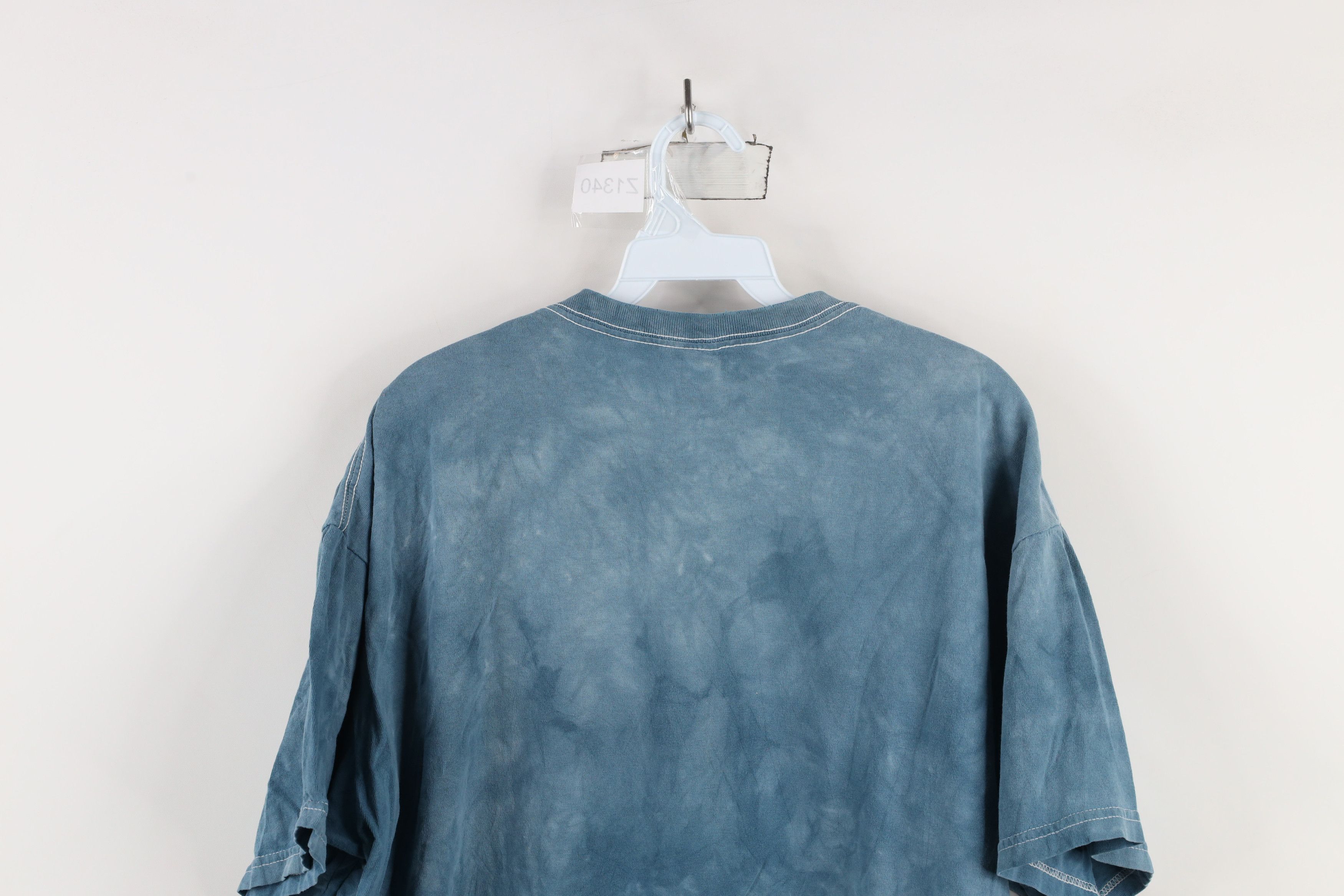 Vintage Vintage 90s Streetwear Acid Wash White Wolf Nature T-Shirt Size US XL / EU 56 / 4 - 13 Thumbnail