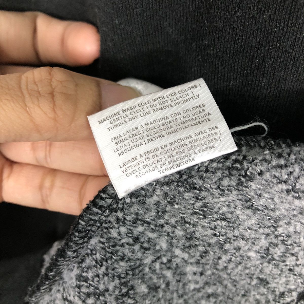 Japanese Brand 📌Vintage Hoodie Zipper Sweater Rvca Big Logo Spell Out Size US S / EU 44-46 / 1 - 25 Thumbnail