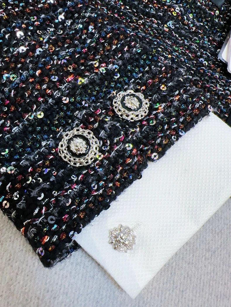 Chanel Chanel Tweed Sequin Short Jacket Size M / US 6-8 / IT 42-44 - 6 Thumbnail
