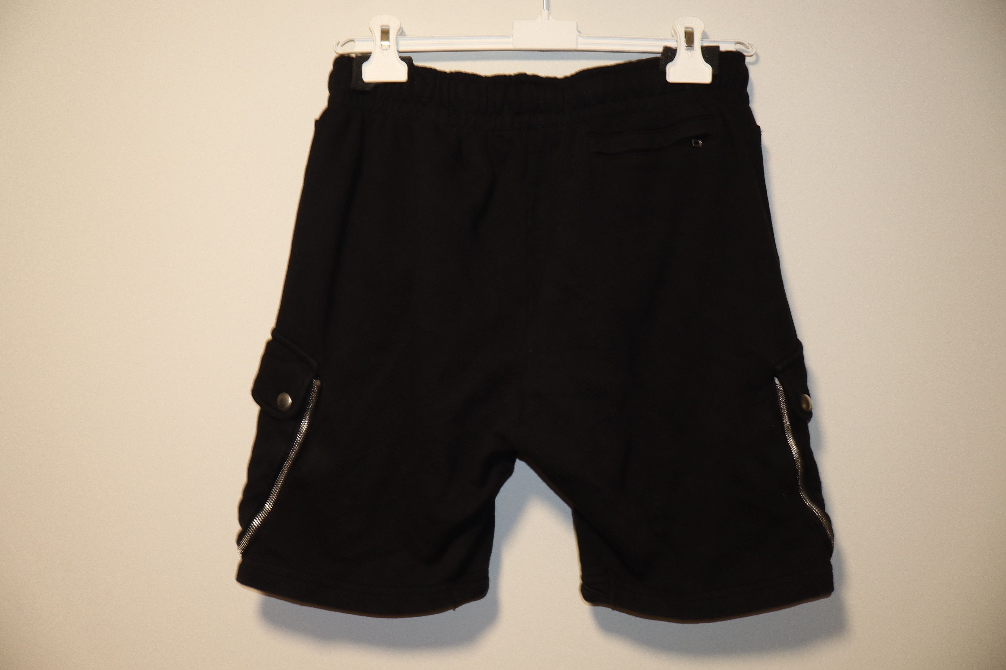 Faith Connexion Bleach cargo shorts Size US 32 / EU 48 - 3 Thumbnail