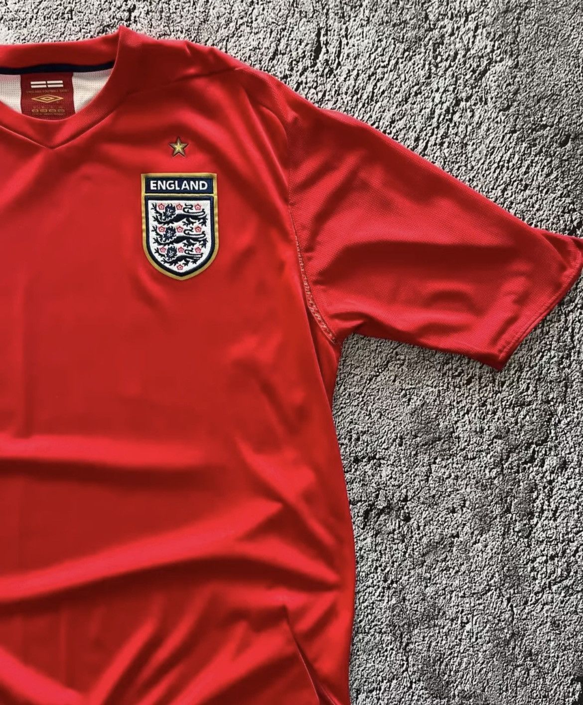 Umbro × Vintage England Umbro Football Shirt Away 2006-2008 Size XL Size US XL / EU 56 / 4 - 3 Thumbnail