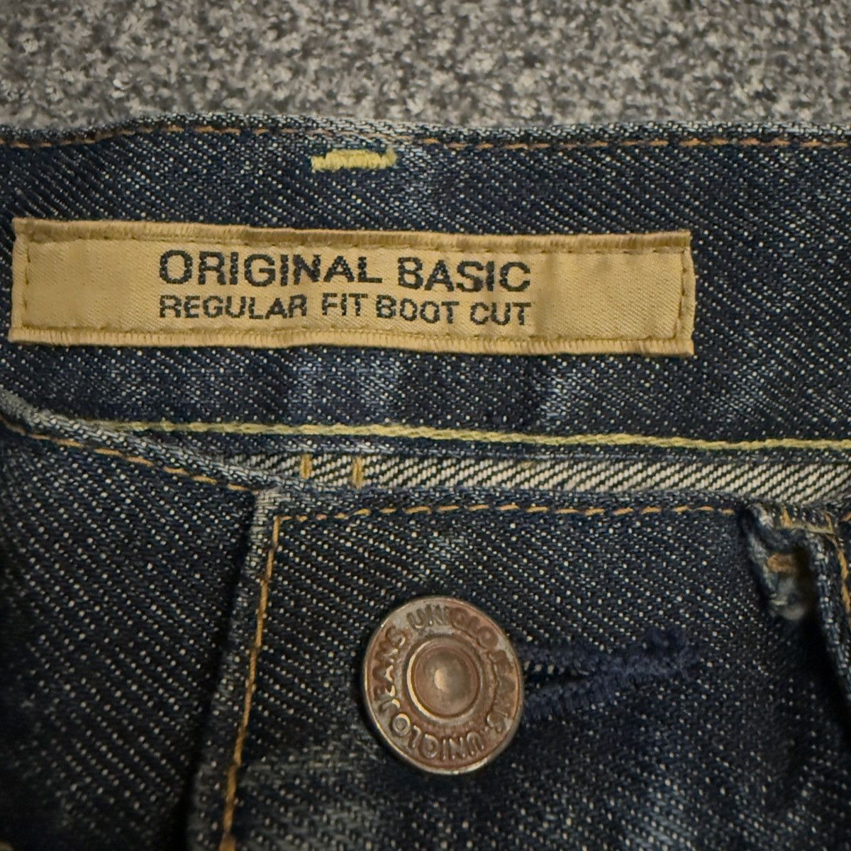 Undercover × Uniqlo 🔥🇯🇵 Japanese Uniqlo B002 Regular Fit Boot Cut Dark Blue Denim Size US 31 - 13 Thumbnail