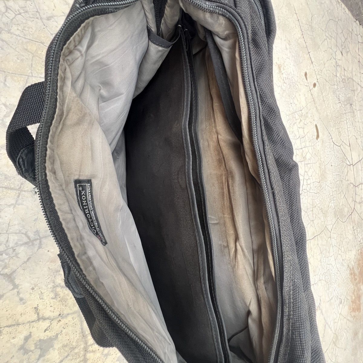 Designer × Victorinox Victorinox Swiss Messenger Bags Size ONE SIZE - 8 Thumbnail