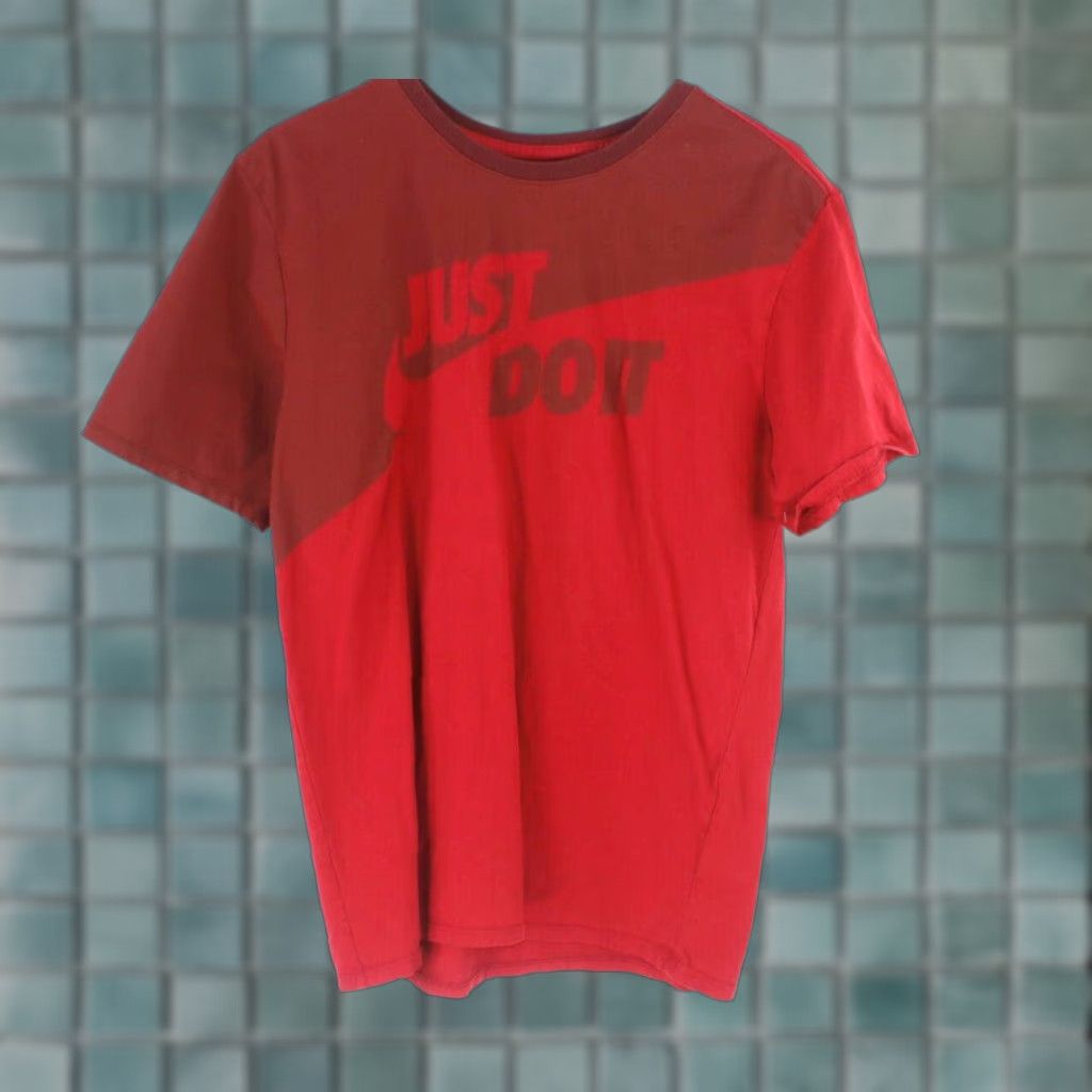 Nike Nike Dri-Fit T-Shirt Mens Athletic Fit Red Short Sleeve Crew Neck Just Do It Logo Large Size US L / EU 52-54 / 3 - 1 Thumbnail