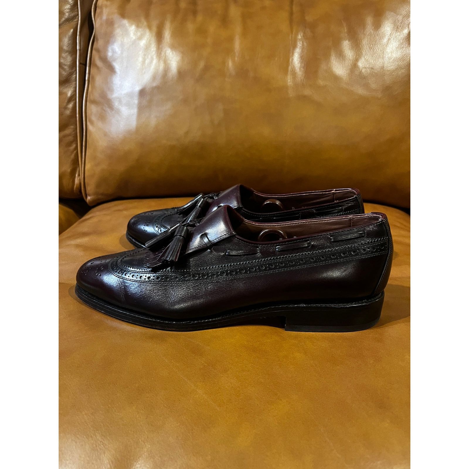 Allen Edmonds Allen Edmonds Arlington Wingtip Brogue Loafers Burgundy 9 Size US 9 / EU 42 - 6 Thumbnail