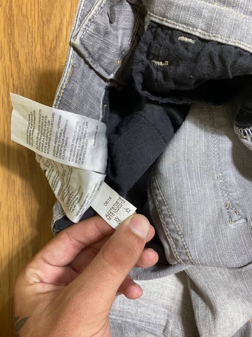 Calvin Klein × Vintage Vintage Y2K Light Wash Calvin Klein Essential Denim Jeans! Size US 26 / EU 42 - 11 Thumbnail