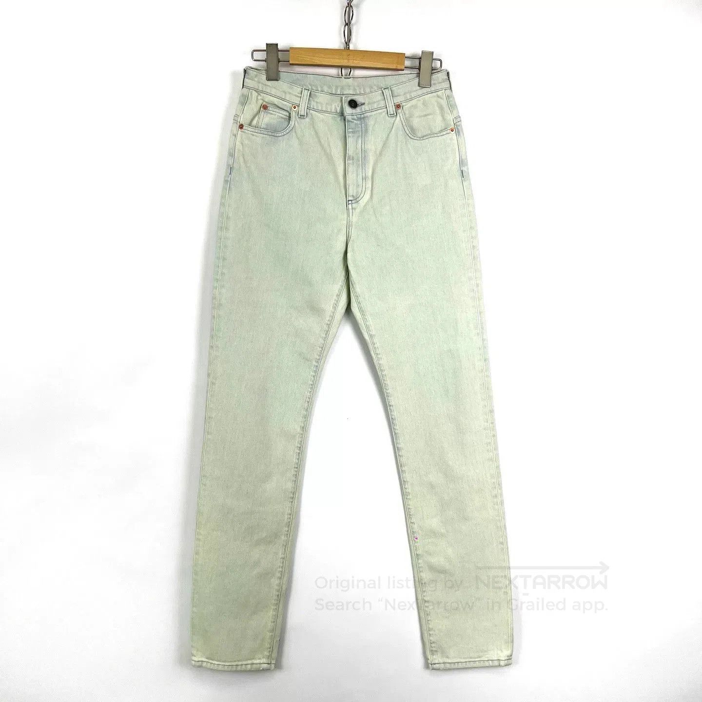 Gucci Gucci Heavy Embroidered Floral Jeans. Size 27" / US 4 / IT 40 - 1 Thumbnail