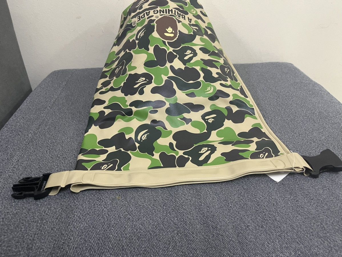 Bape Bathing ape camo waterproof bag Size ONE SIZE - 8 Thumbnail
